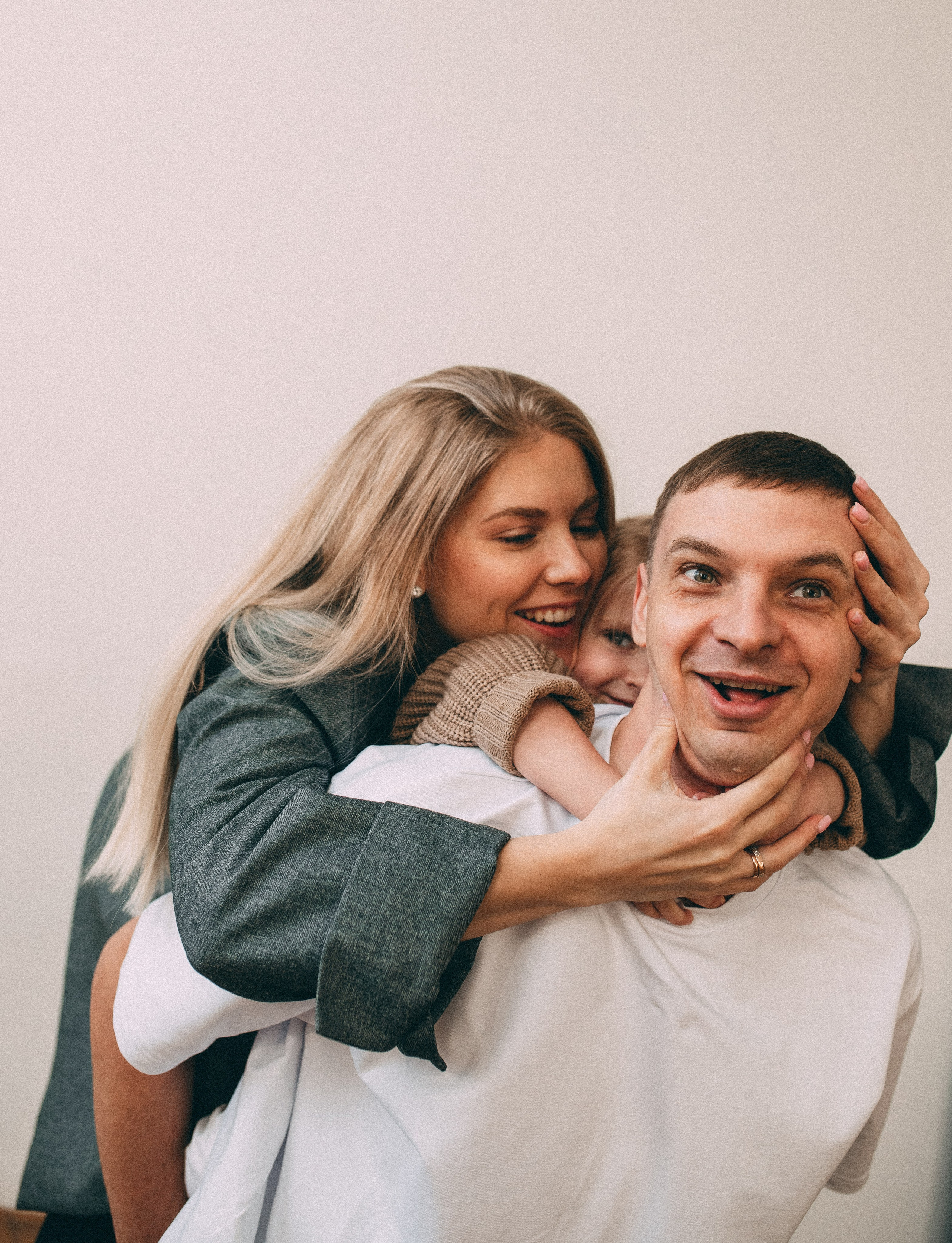 Зоя & Аня & Федя. Главная