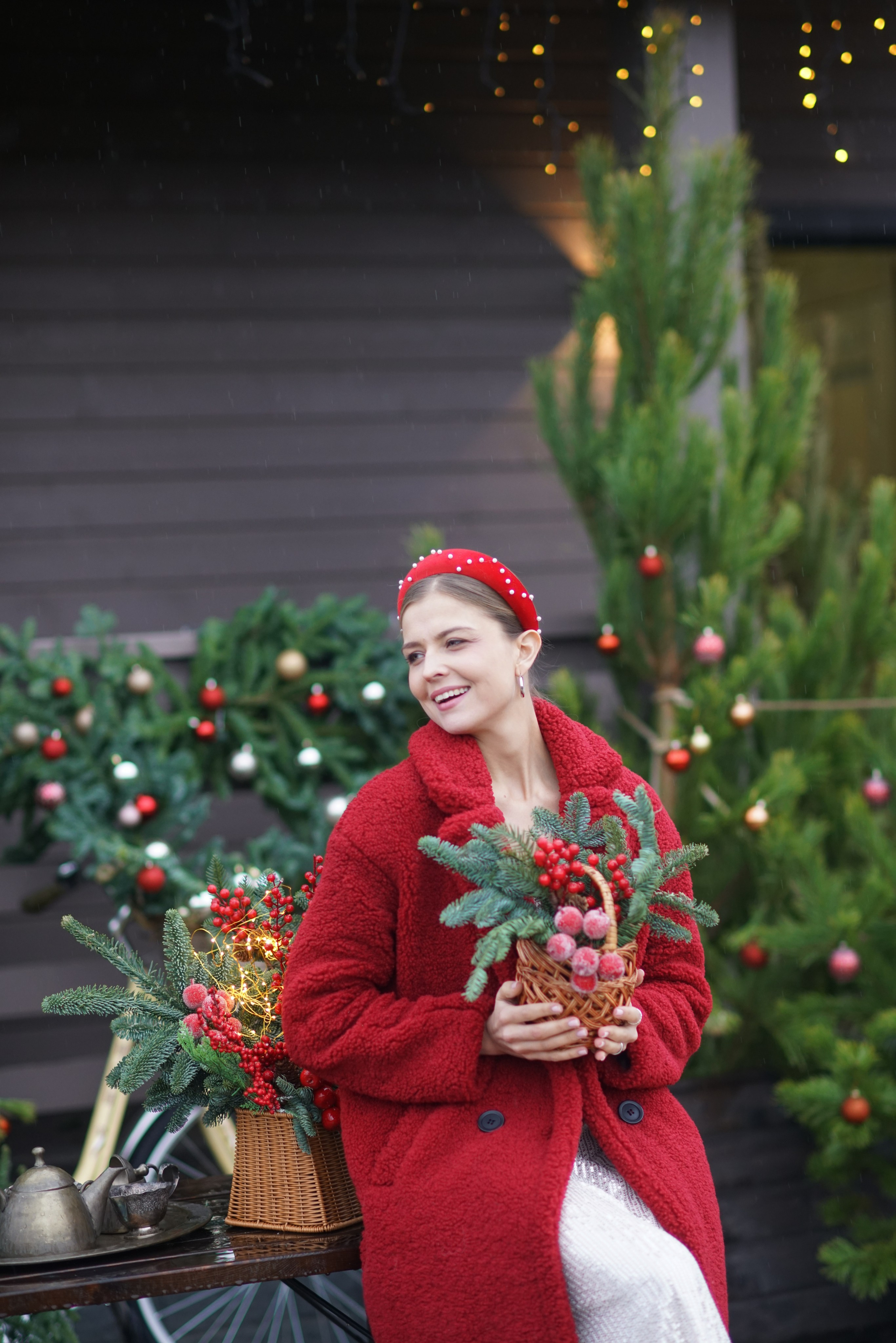 Территория у дома и веранды. Фотодача — загородный дом для съемок в Домодедово, Московская область
