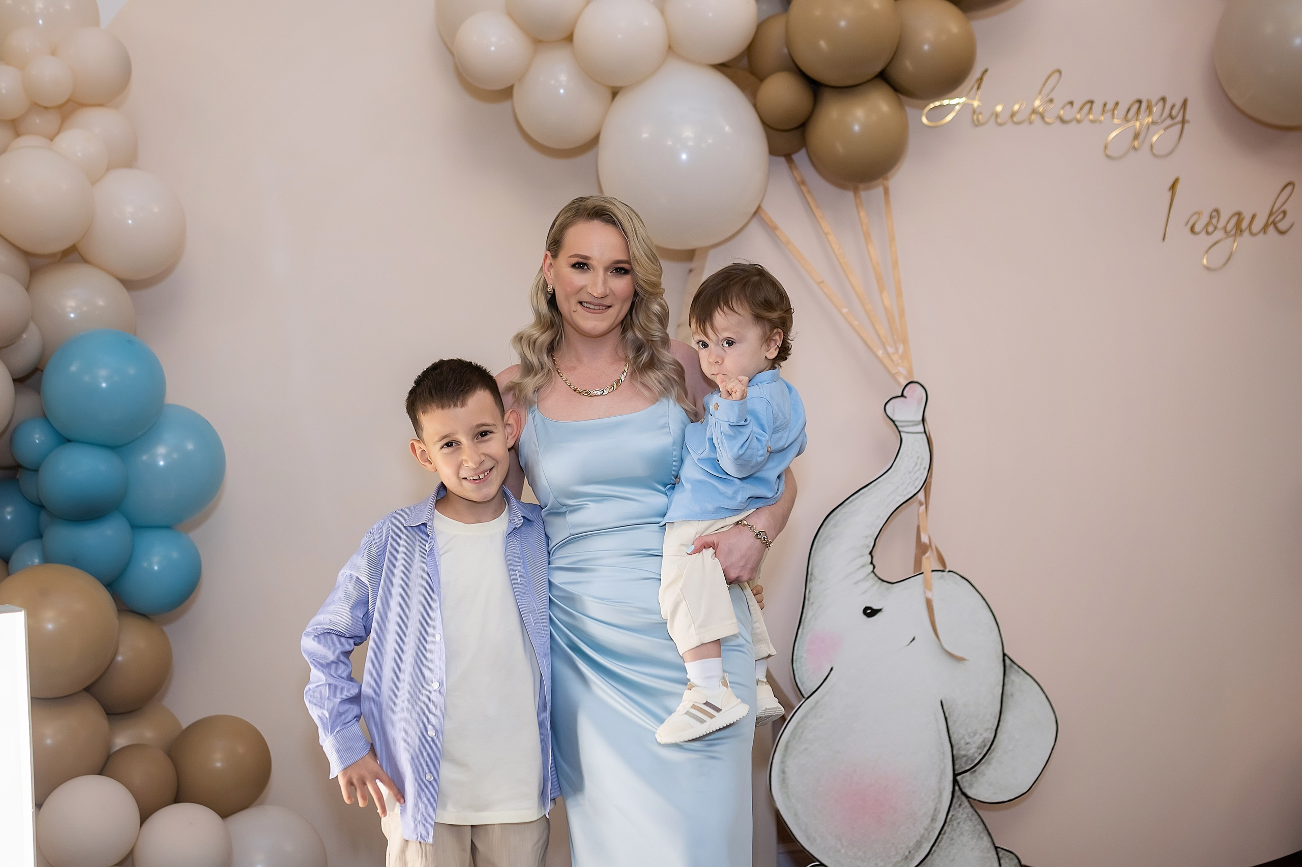 Годовасие Александра. Олеся Семейская свадебный и семейный фотограф в Ростове-на-Дону