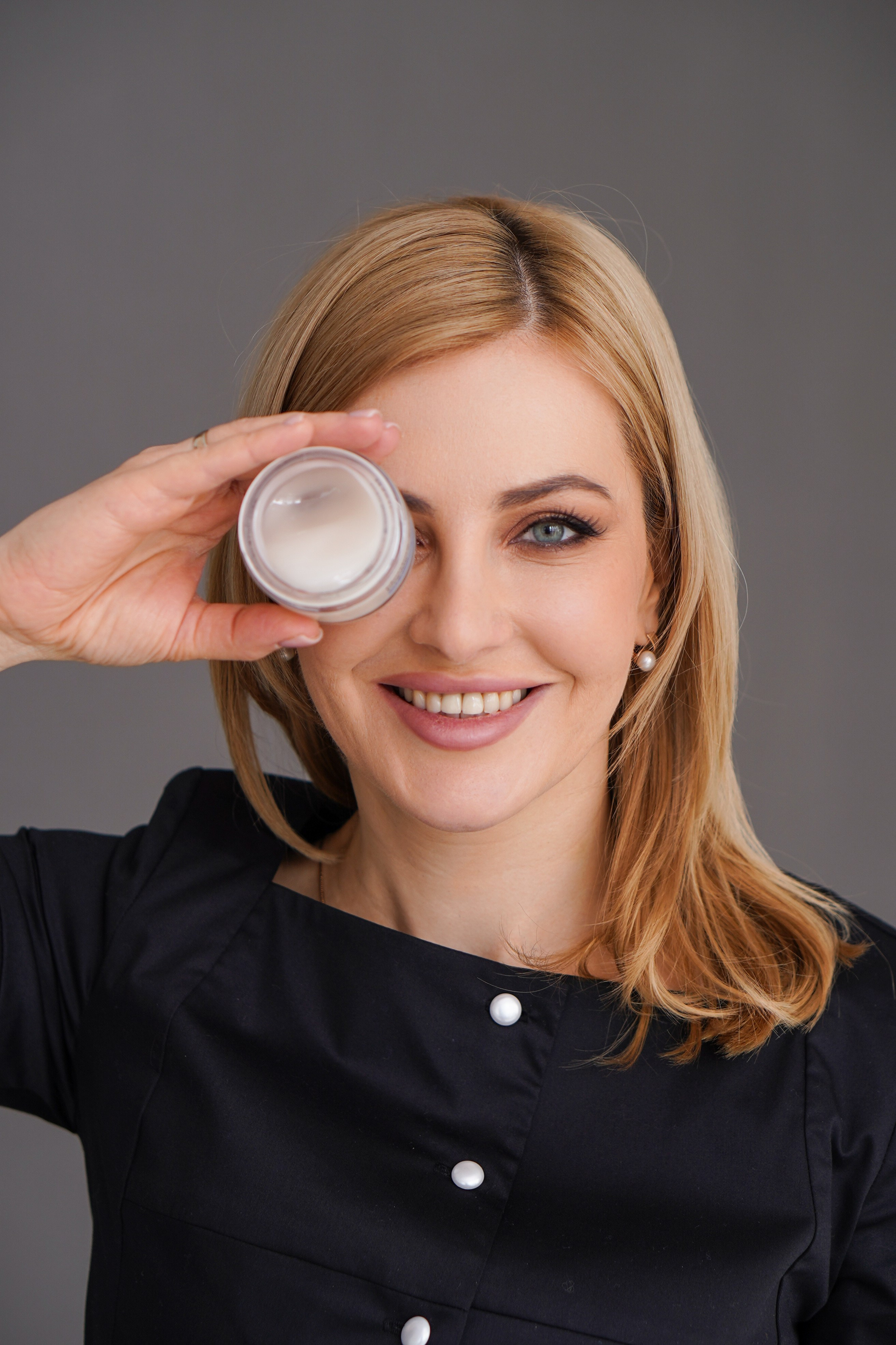 Контент съемка для косметолога Ирины Чугавиной. Контент фотограф Санкт-Петербург Богодухова Лариса