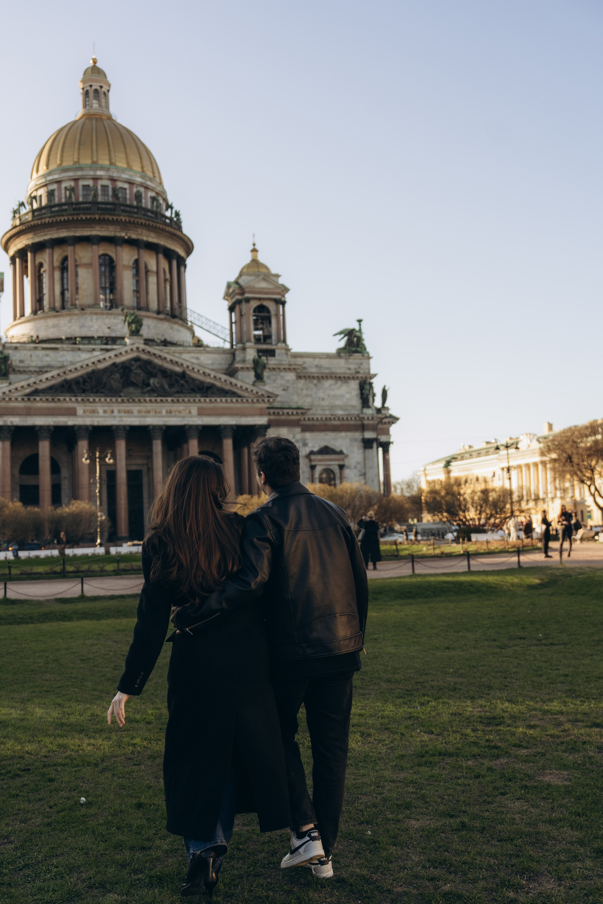 Лавстори прогулка в Санкт-Петербурге. Свадебный фотограф в Москве Анна Полушина