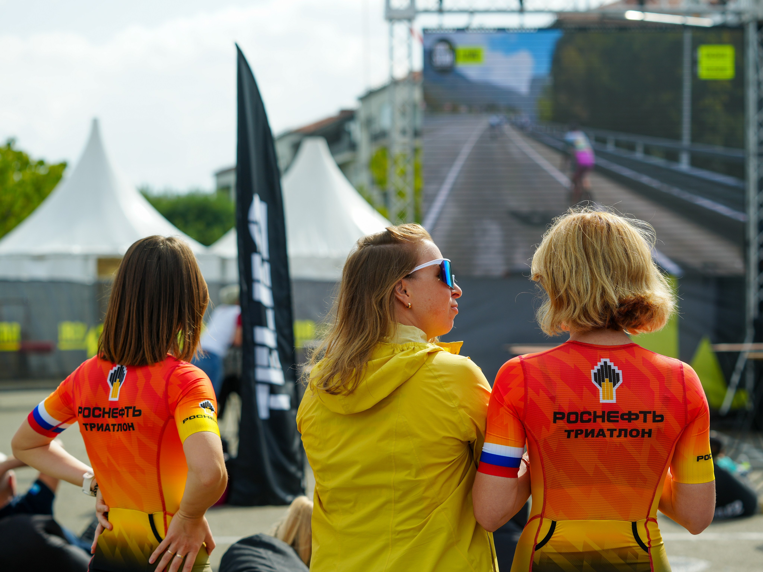 Фотоотчет партнерской интеграции для компании TELE2 на фестивале Ironstar. Репортажный фотограф в Красной Поляне и Сочи Павлюченко Екатерина