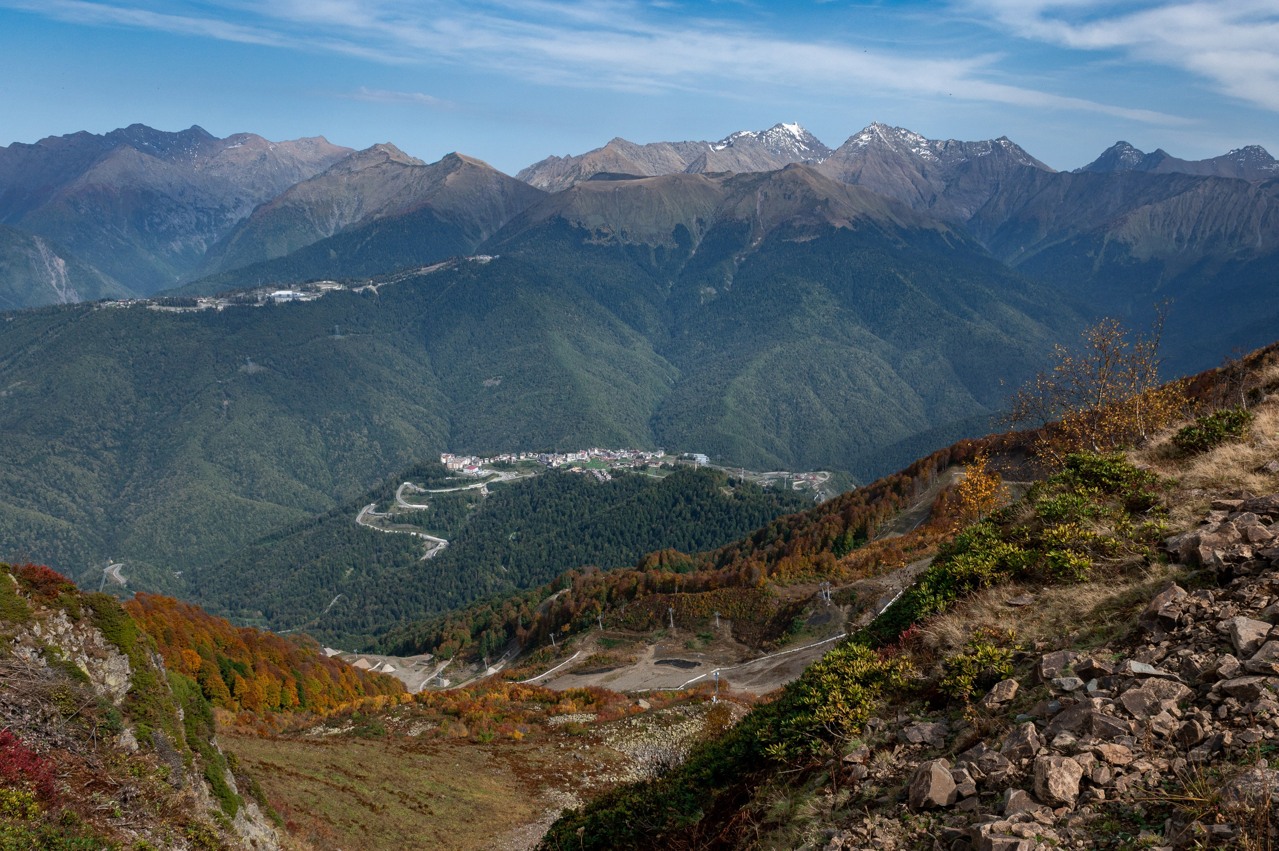 Хайкинг по трем курортам Красной Поляны 2022. Репортажный фотограф в Красной Поляне и Сочи Павлюченко Екатерина