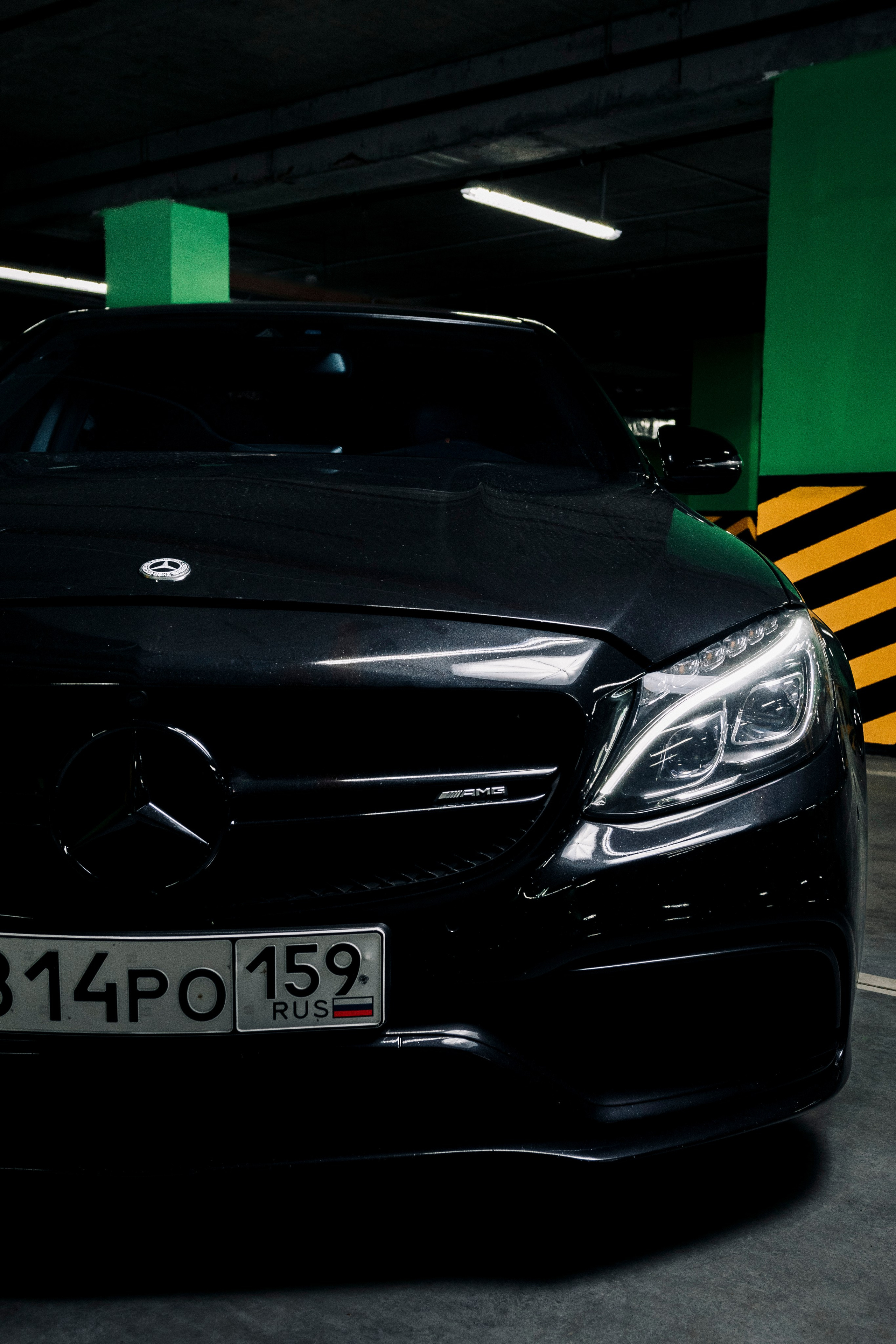 Mercedes-Benz C 63 AMG S. Портретный фотограф Москва Белогорцев Сергей