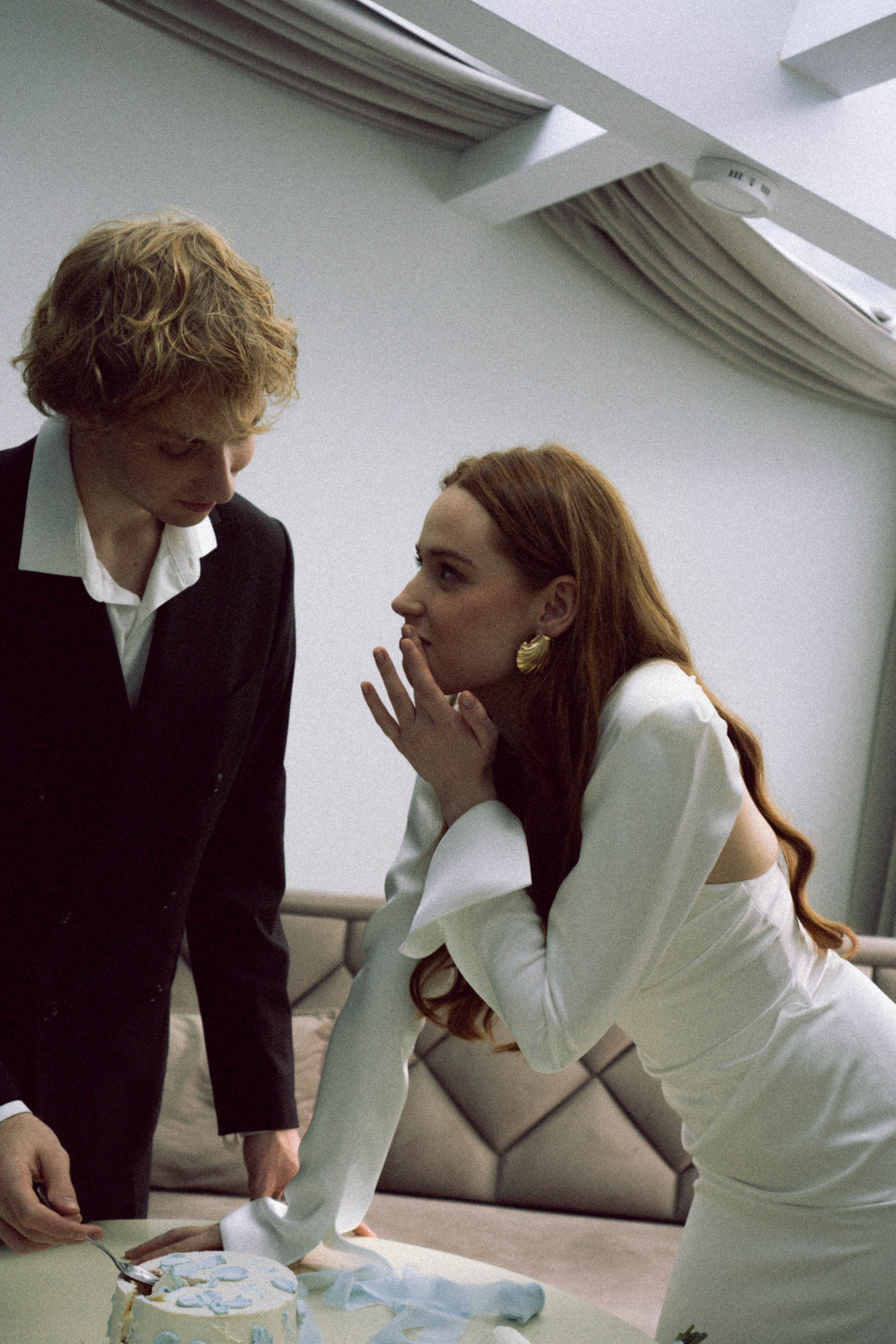 СВАДЕБНАЯ СЬЕМКА В ОТЕЛЕ. СБОРЫ ЖЕНИХА И НЕВЕСТЫ И ТАКЖЕ ТОР И ПОДГОТОВКА К ПРОГУЛКЕ. Профессиональный фотограф, Санкт-Петербург — Виктория Богомолова