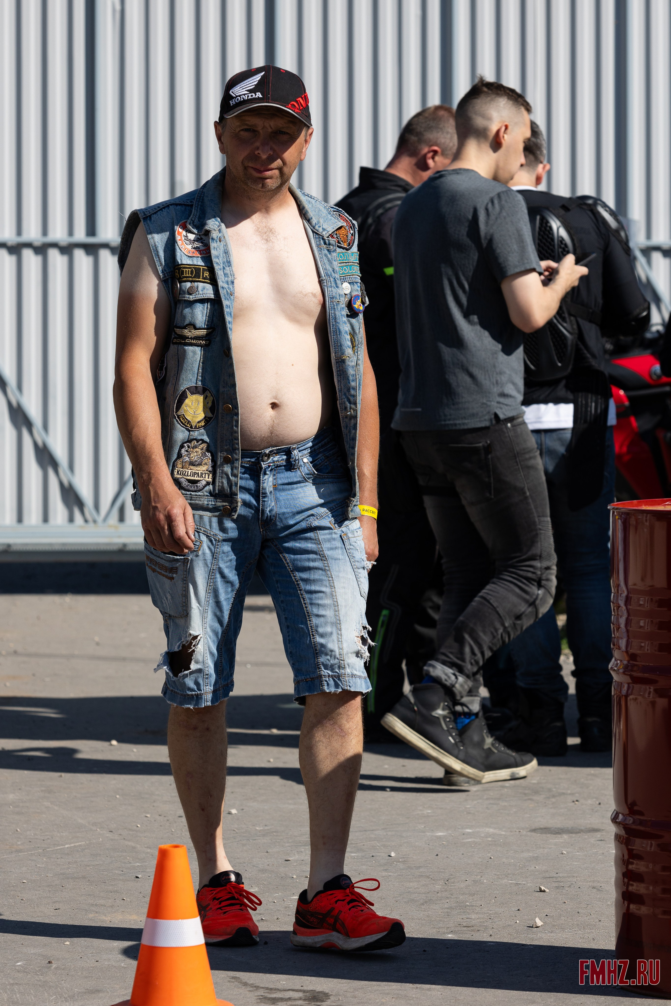 Мотоцунами. Фотограф Ольга Гирусова «Пантерочка» Москва