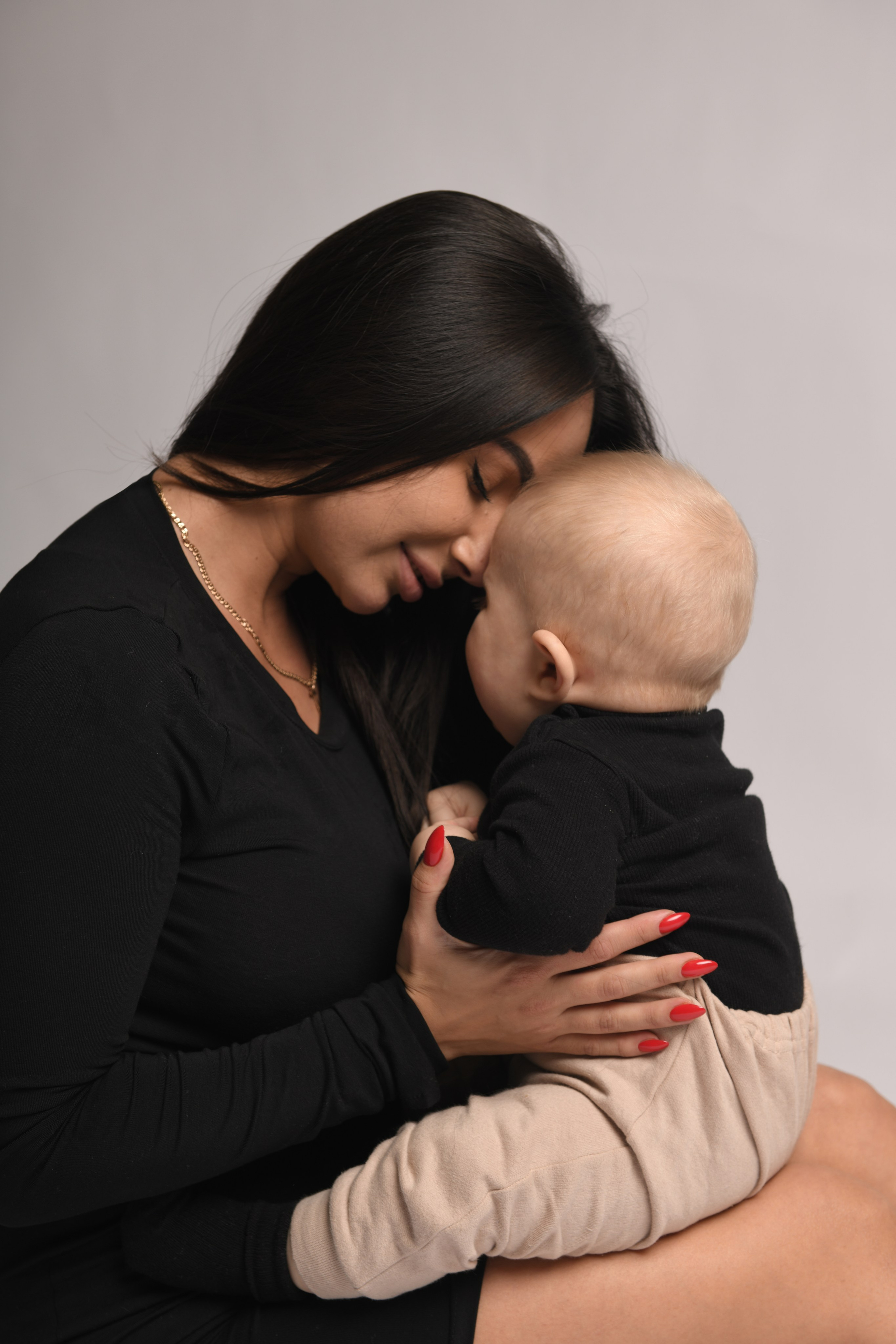 Мама и малыш. Фотограф новорожденных, беременных и детей до года Татьяна Николаева В