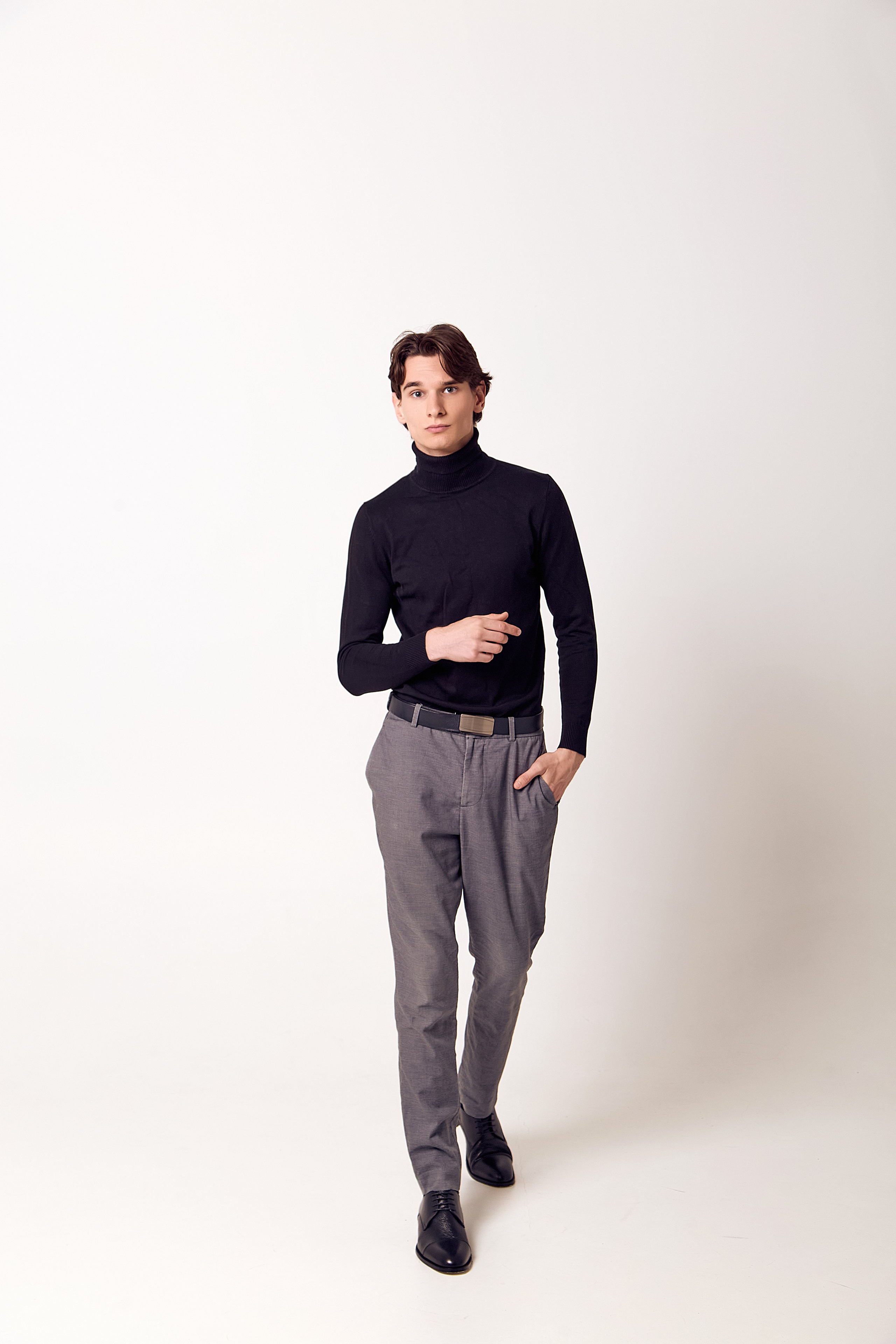 Модельные тесты в студии. Фотограф Руслан Потапов в Краснодаре