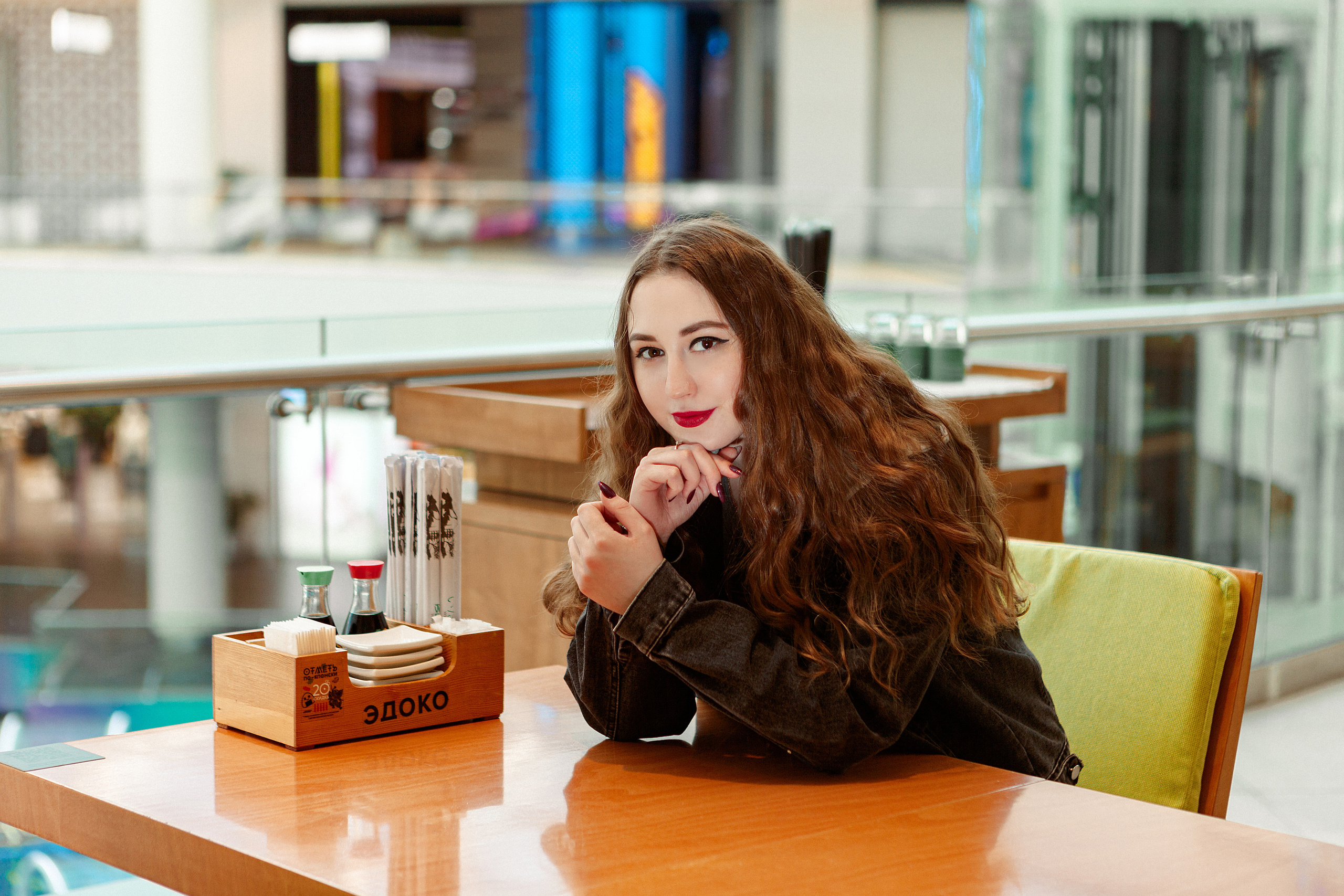 Портретная фотосессия в ТЦ Вегас. Модель Наташа. Репортажный, семейный, свадебный, портретный фотограф