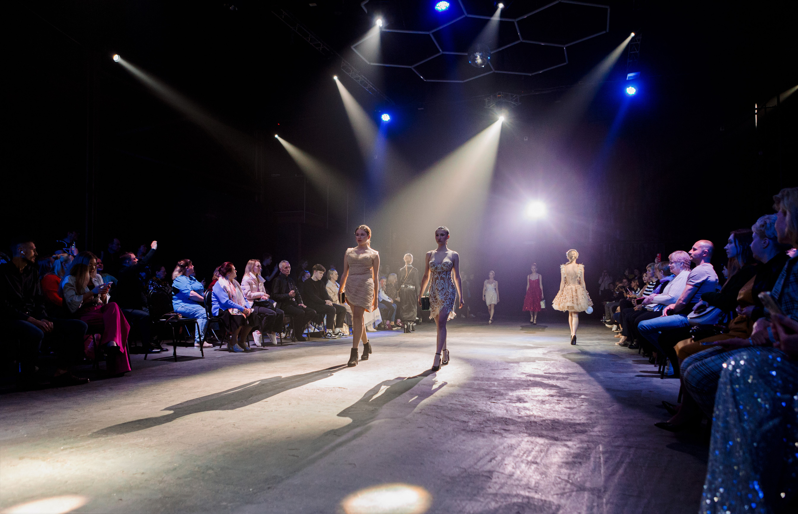 FASHION FEST SHOW. Репортажный, семейный, свадебный, портретный фотограф