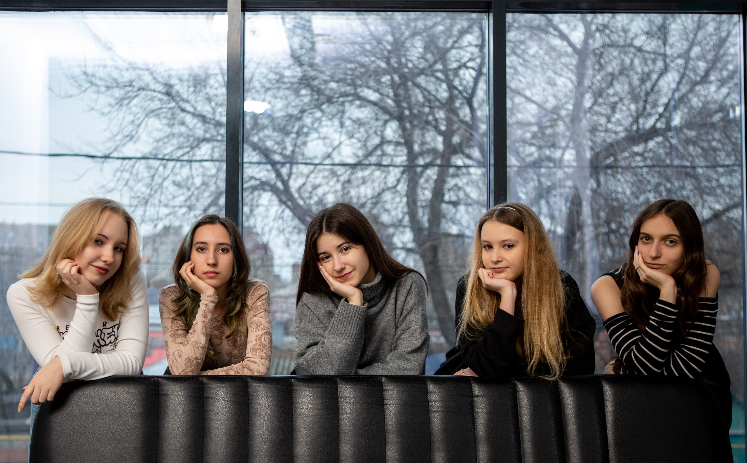 Фотостудия LOFT- зал ОКНА. Выпускные альбомы Воронеж от Веры Соколовой