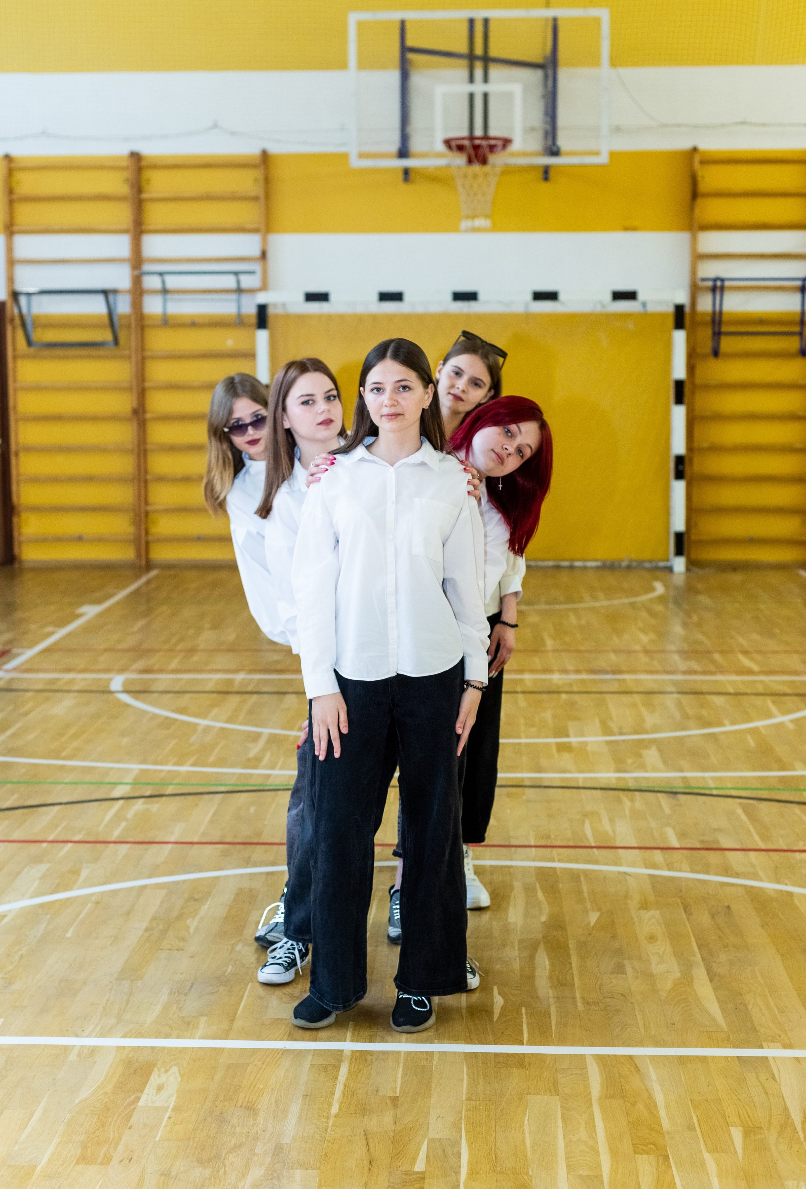 В.Хава — съемка в школе, в поле на закате. Выпускные альбомы Воронеж от Веры Соколовой