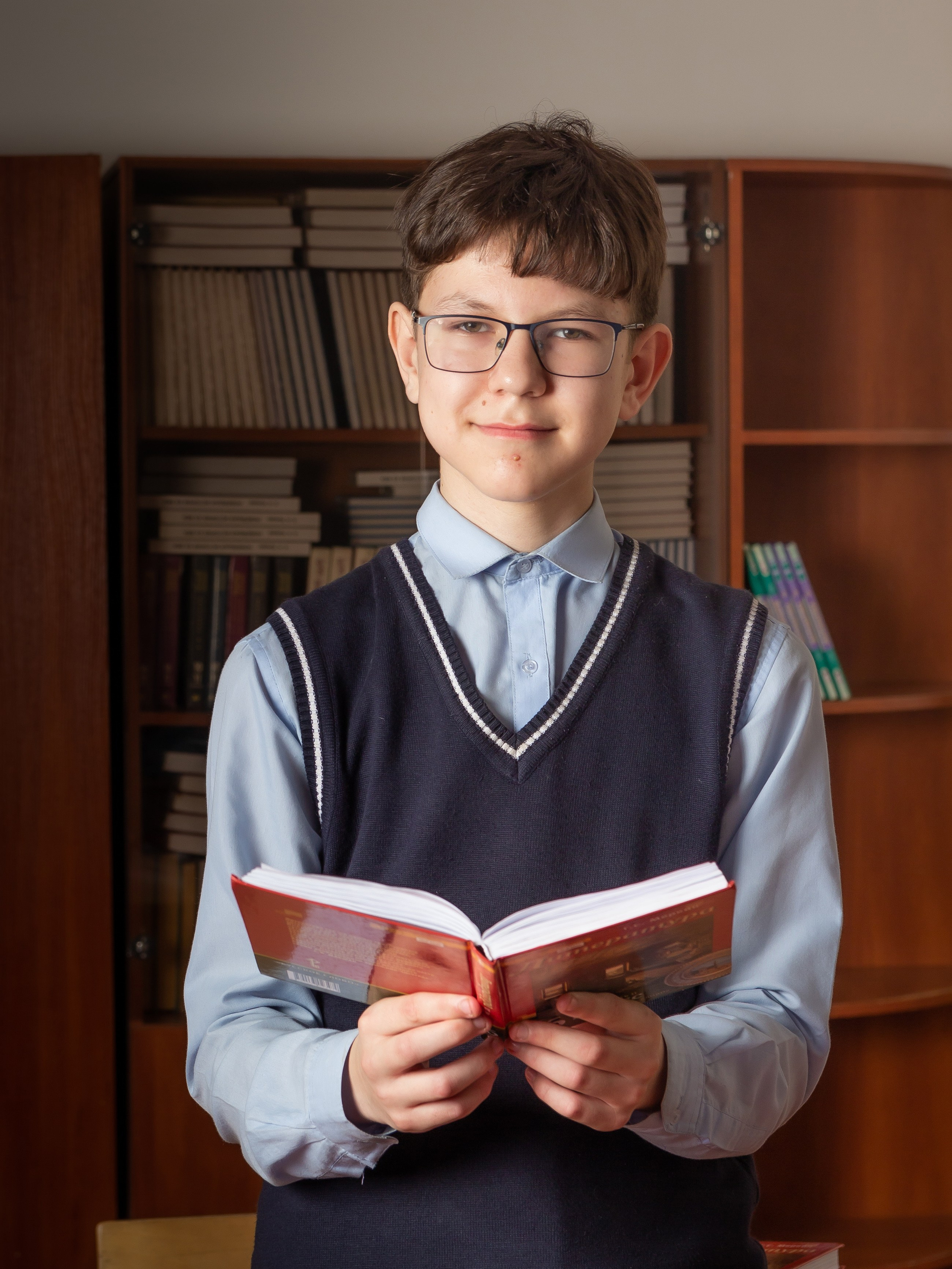 Школьная фотосъëмка. Александр Стряпунин — предметный фотограф в Улан-Удэ