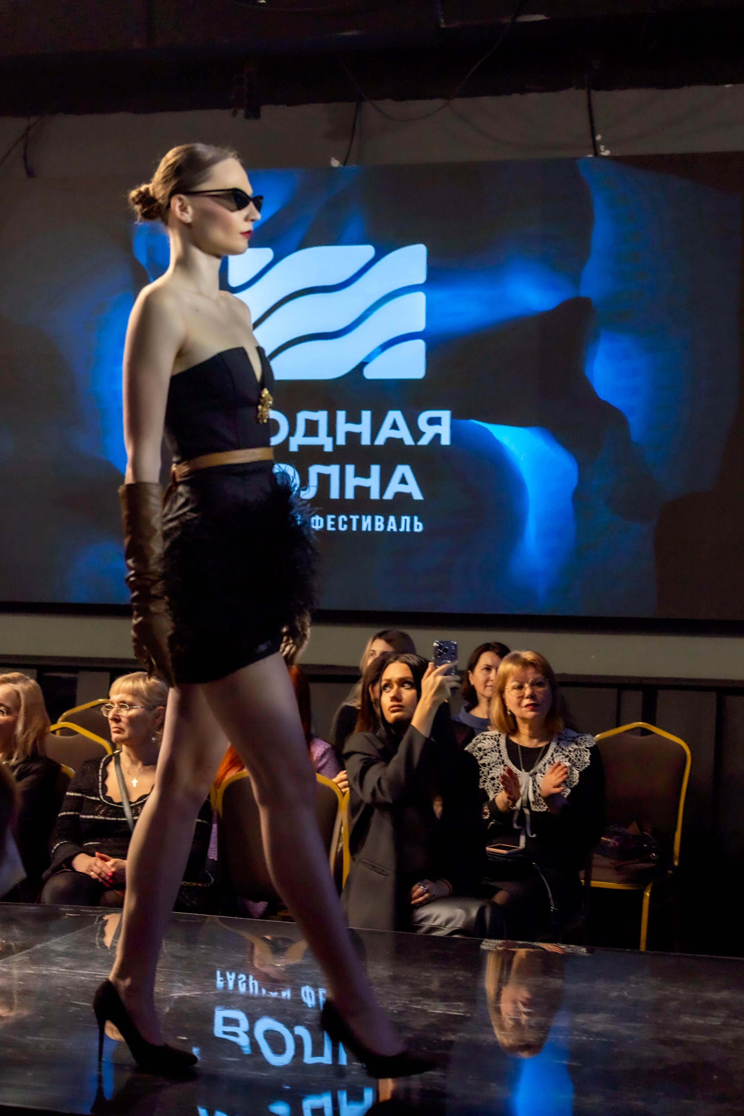 Модный показ Бренд AnyAmo на Модной волне. Студия фото, видеографии и мультимедийного дизайна в Москве Multi Frame Studio