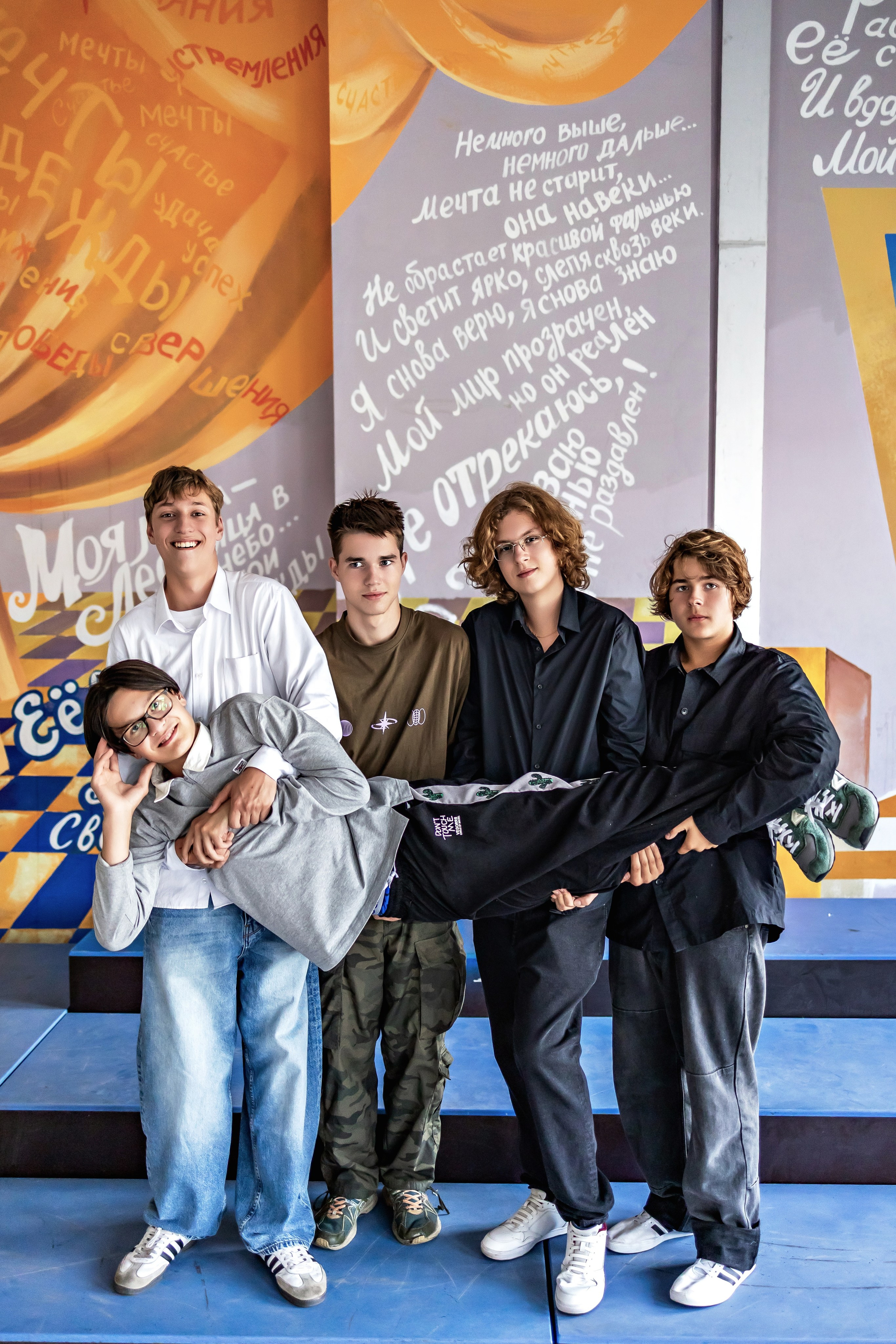 ГАЛЕРЕЯ старшая и средняя школа. Фото и видео Москва. Свадебный фотограф, видеограф, фотосессии, видеосъемка