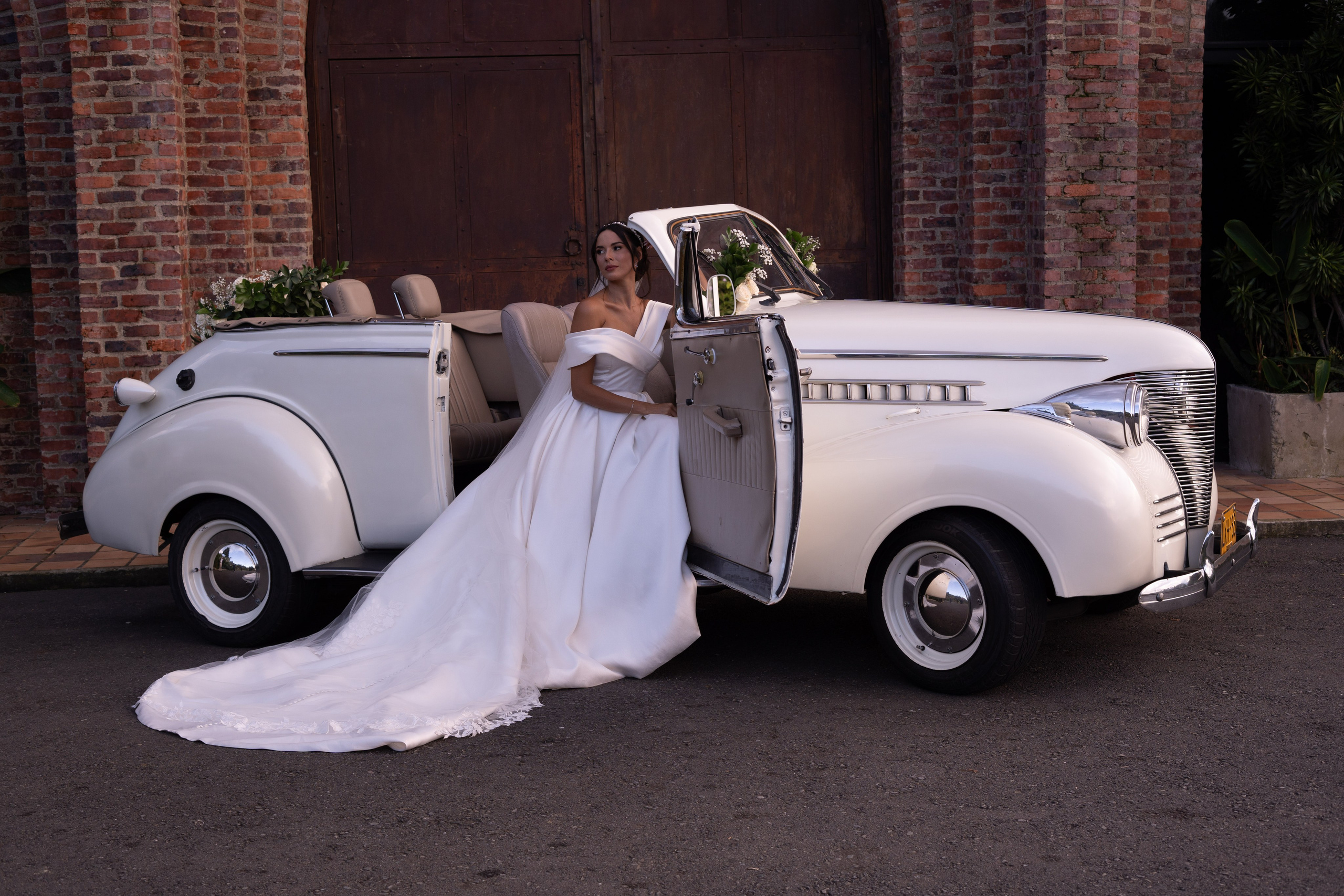 Natalia and Germano. Wedding Photographer in Barcelona and Medellin