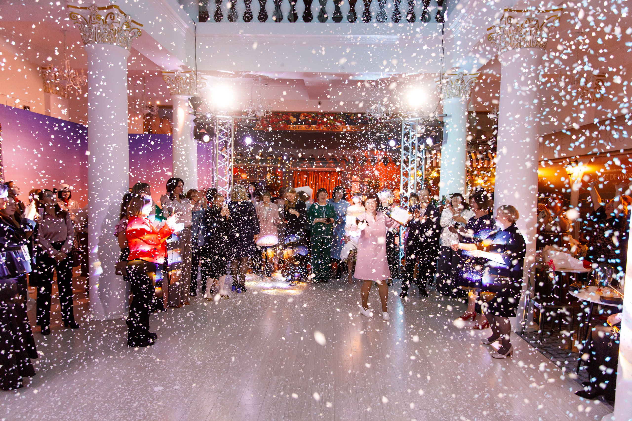 Награждение победителя конкурса «Учитель Года» г. Горнозаводск. Фотограф Дмитрий Молчанов | Фотограф Пермь | Фотограф