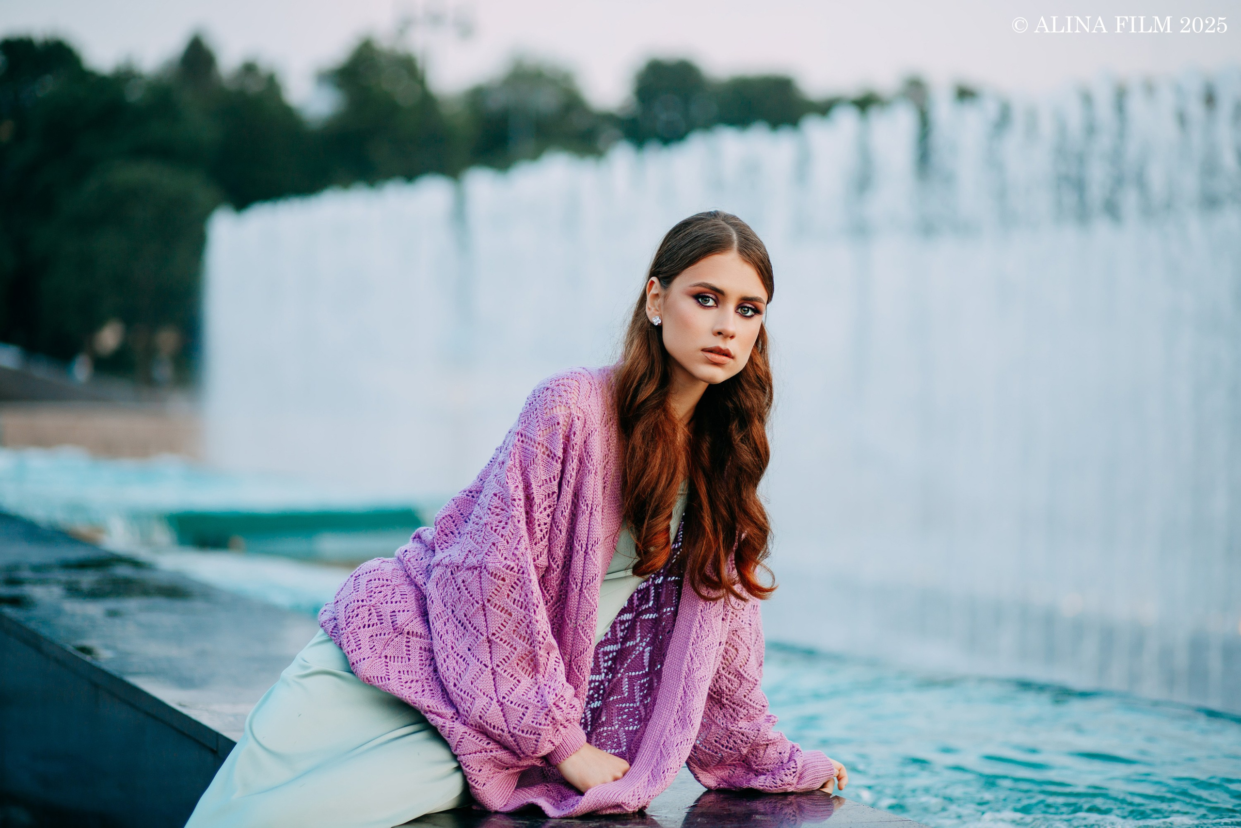 Фотосессия в сирени в Санкт-Петербурге. Фотограф в Санкт-Петербурге Alina Film