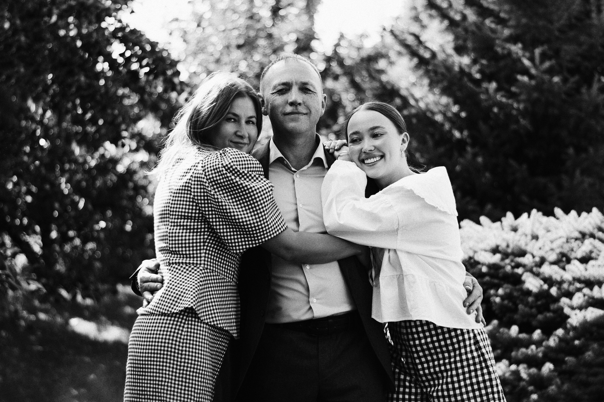 Семейная фотосессия в Тюмени — портреты поколений. Портретный фотограф Тюмень Дарья Мустафина