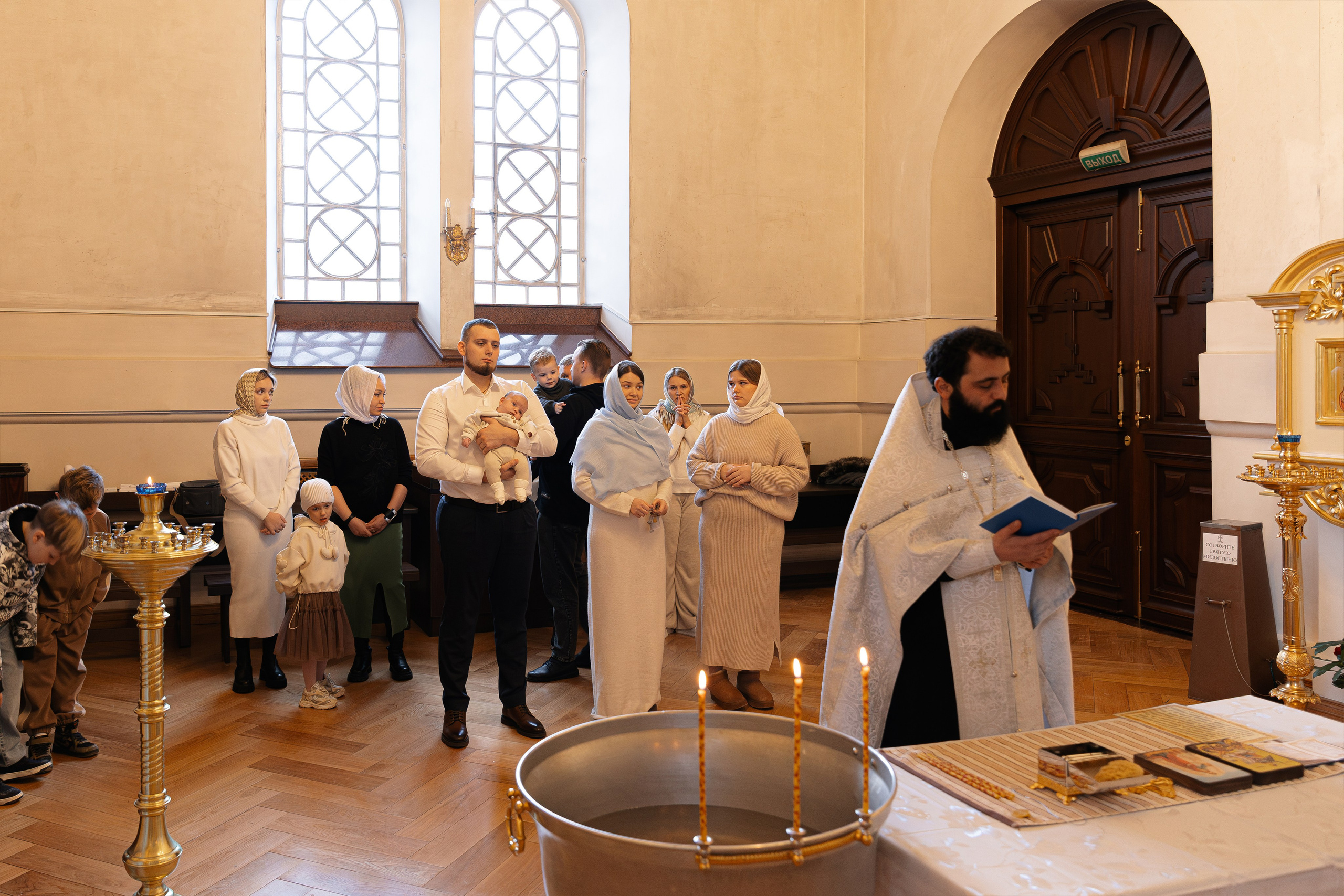 Крещение в Свято-Екатерининском кафедральном соборе. Свадебный фотограф и видеограф Краснодар, Ростов, Сочи, Новороссийск
