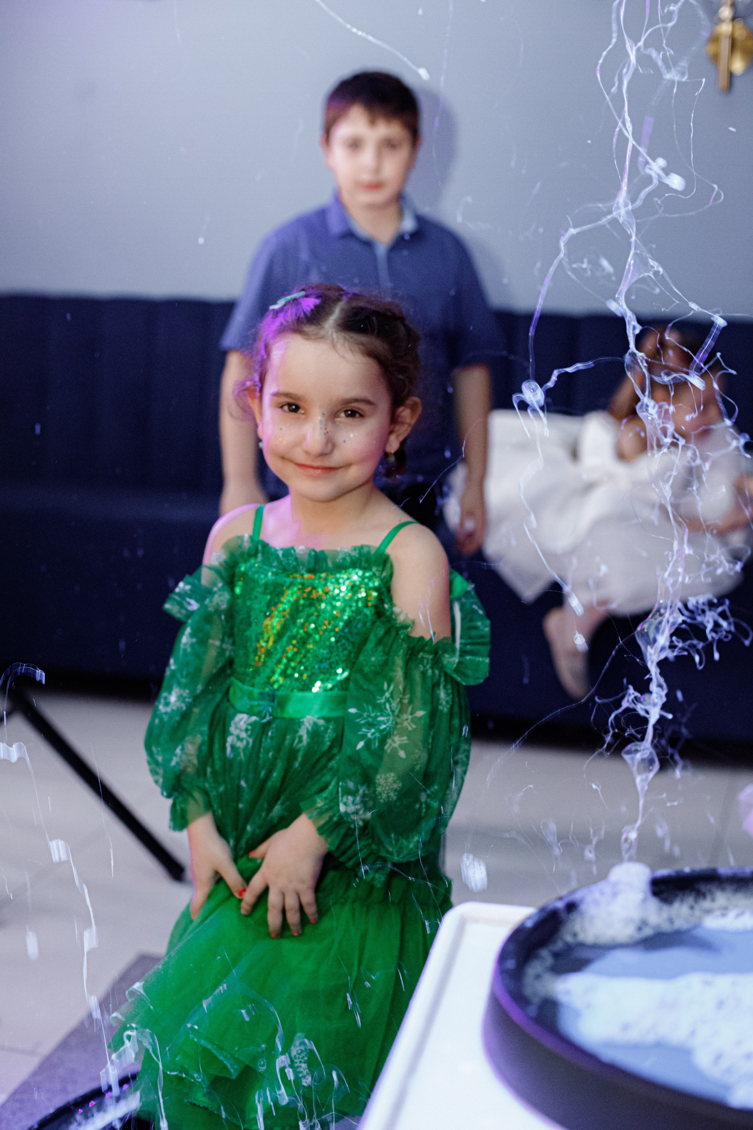 ASIA'S BIRTHDAY PARTY. Photokarish