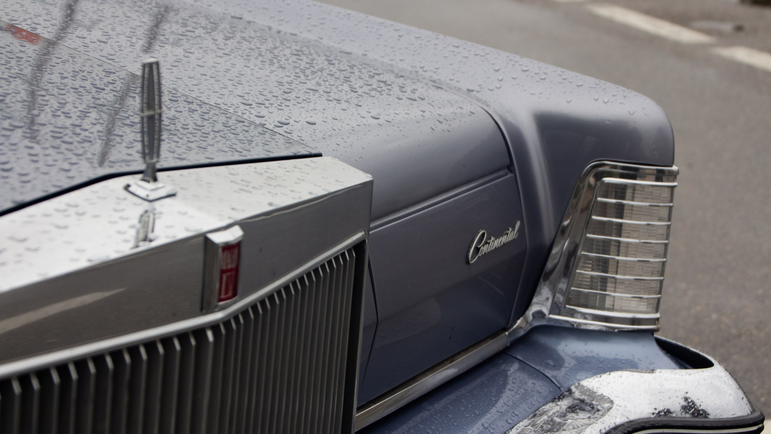 Фото Lincoln Continental Mark IV — купе американской классики