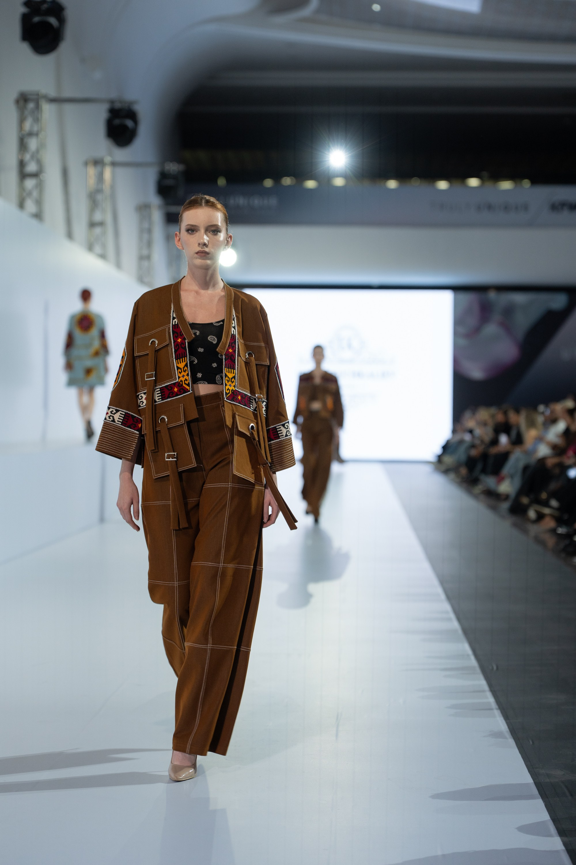 Umed Kuchkaliev. Сайт Алматинского НЮ АРТ, будуар и фэшн фотографа Дениса Карпенко