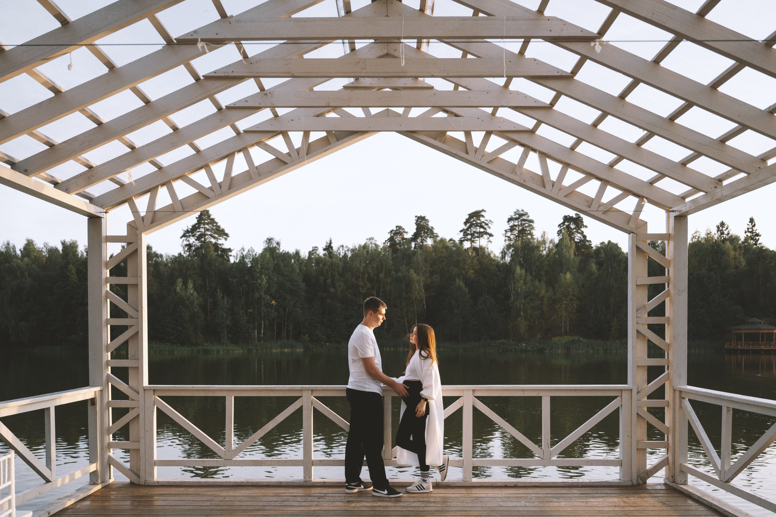 Фотосессия на закате в Гребнево. Свадебный и семейный фотограф Виктория Носачёва. Щелково, Москва и МО