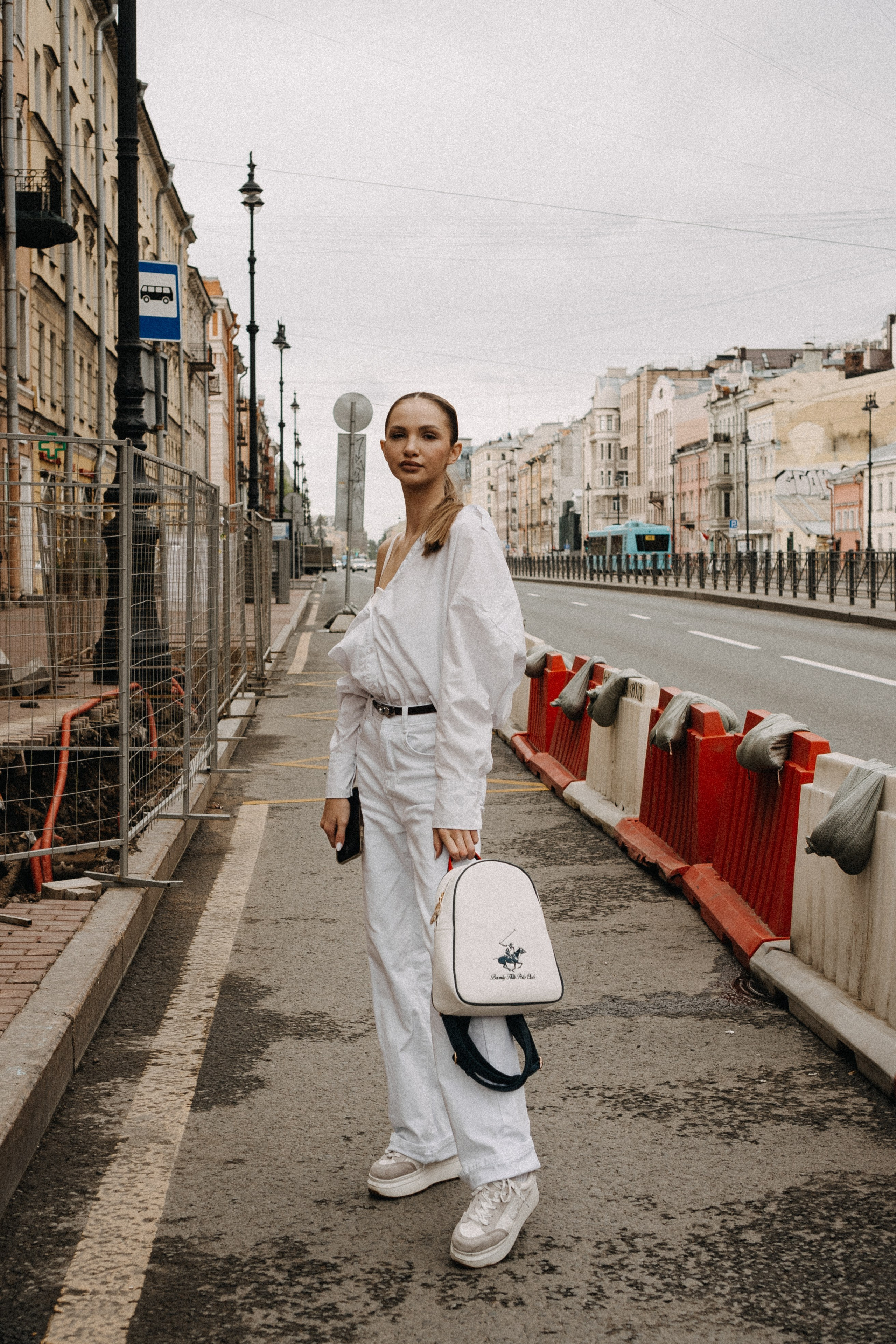 МЫ ГУЛЯЛИ ПРО КРЫШАМ ПИТЕРА. Профессиональный фотограф, Санкт-Петербург — Виктория Богомолова