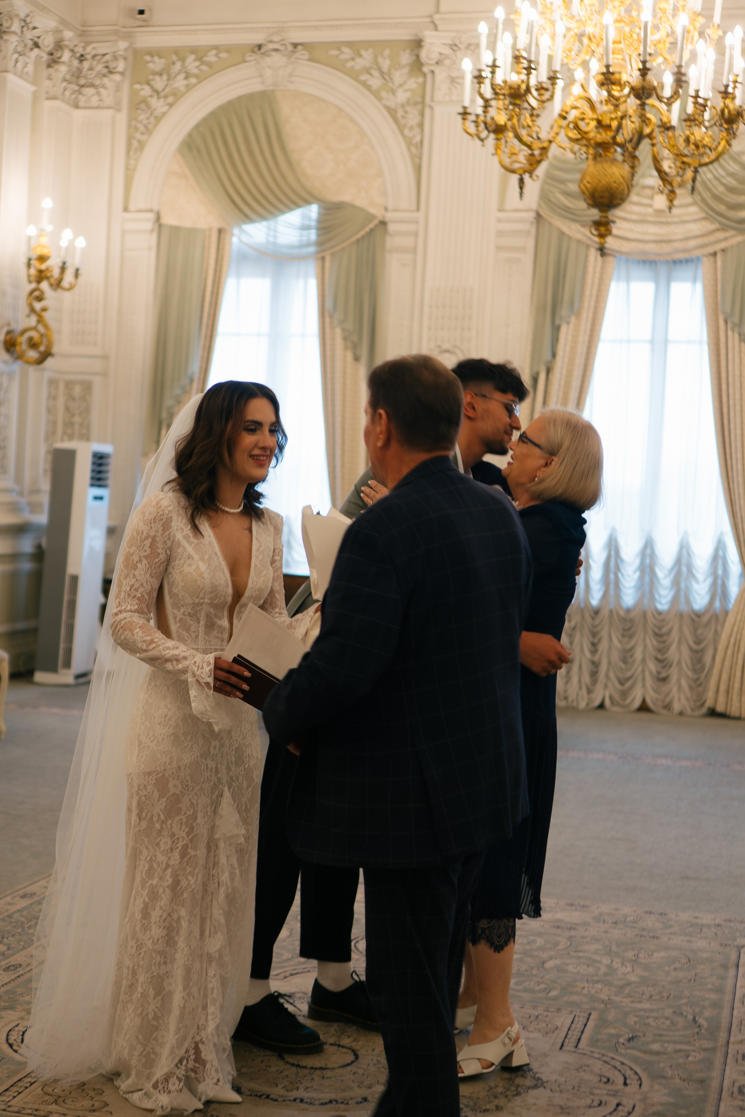 СЪЁМКИ В ПЕРВОМ ДВОРЦЕ ПРОГУЛКА И СТУДИЯ. Профессиональный фотограф, Санкт-Петербург — Виктория Богомолова