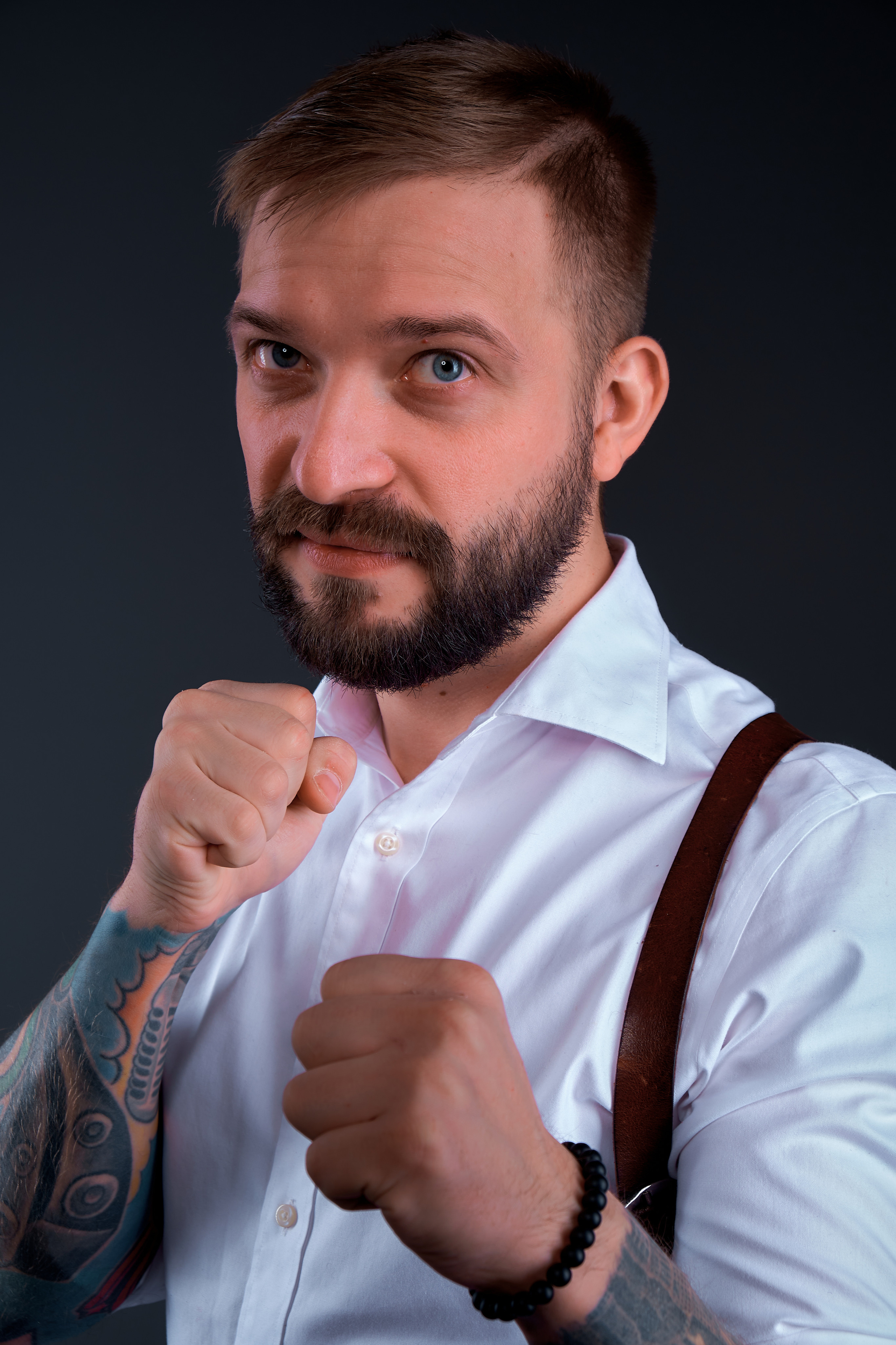 Бородатый фотограф. Фотограф в Екатеринбурге Наталия Нарышкина, бизнес контент, танец