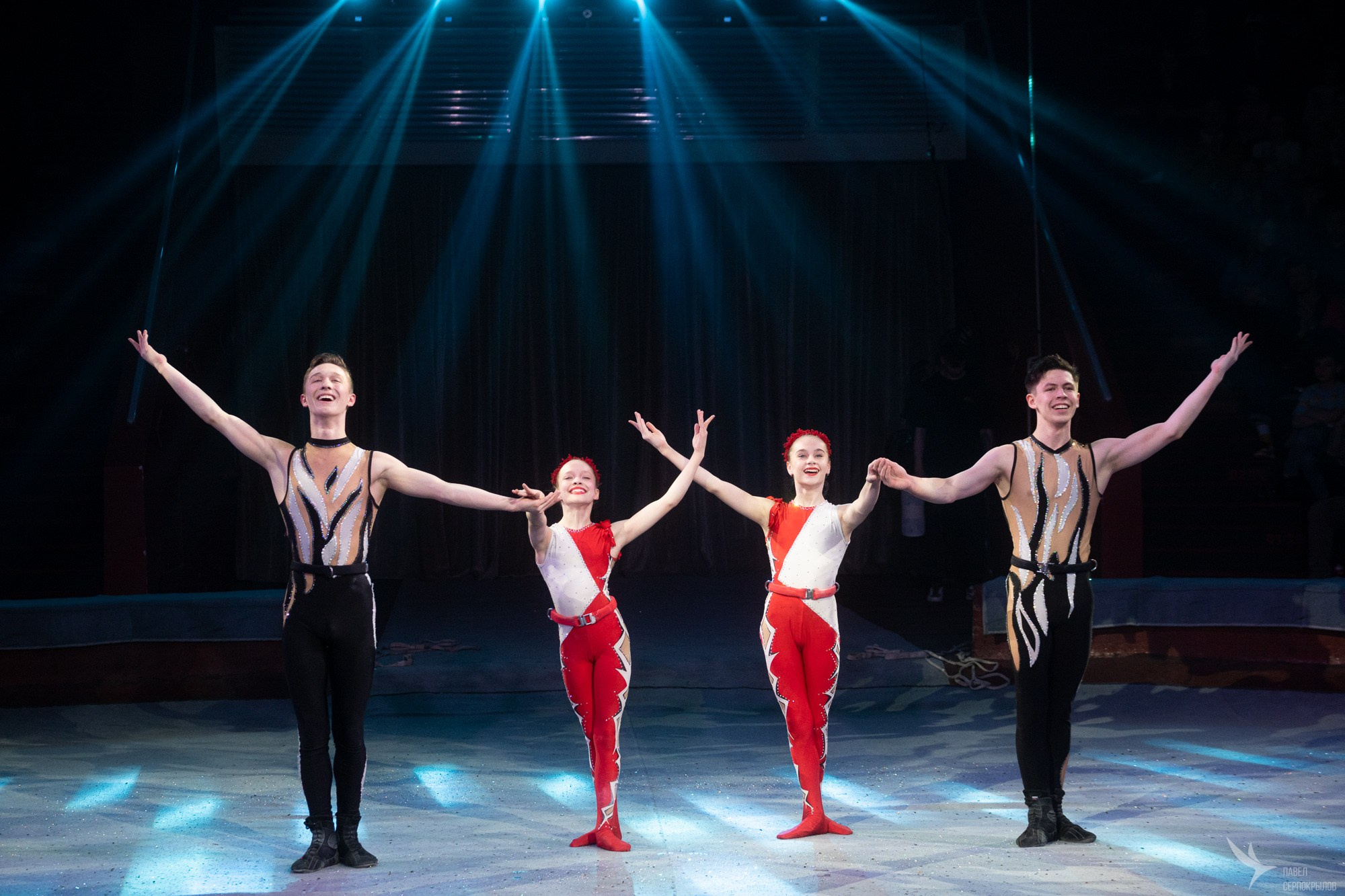 Гала-представление ЭВОЛЮЦИОНЕРЫ. Репортажный фотограф в Казани Павел Серпокрылов