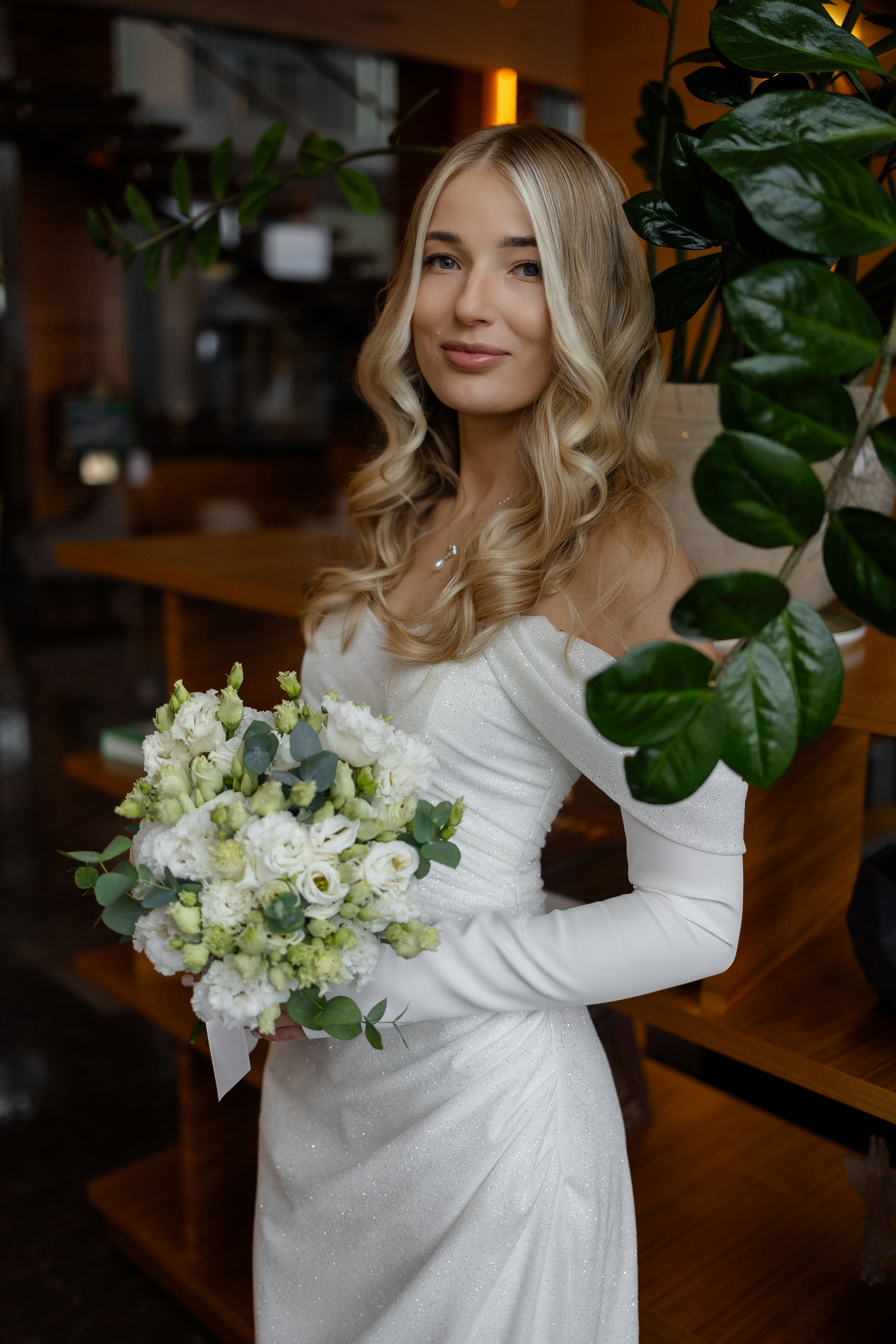 Свадебная фотосессия в отеле Марриот в Минске (Minsk Marriott Hotel). Свадебный фотограф в Минске/Беларуси Сергей Спиридонов