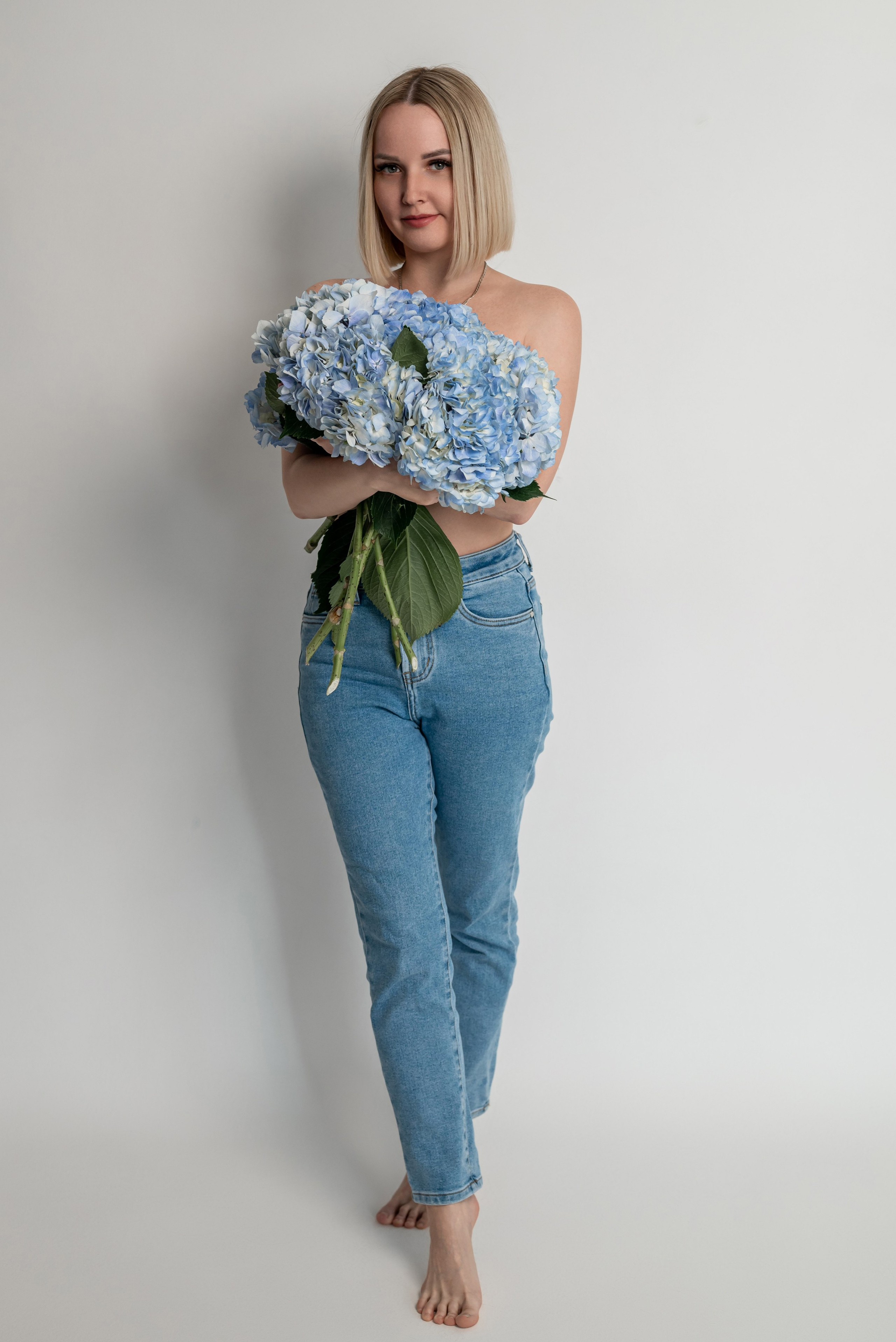 Фотопроект с голубыми гортензиями. Фотограф в городе Салават