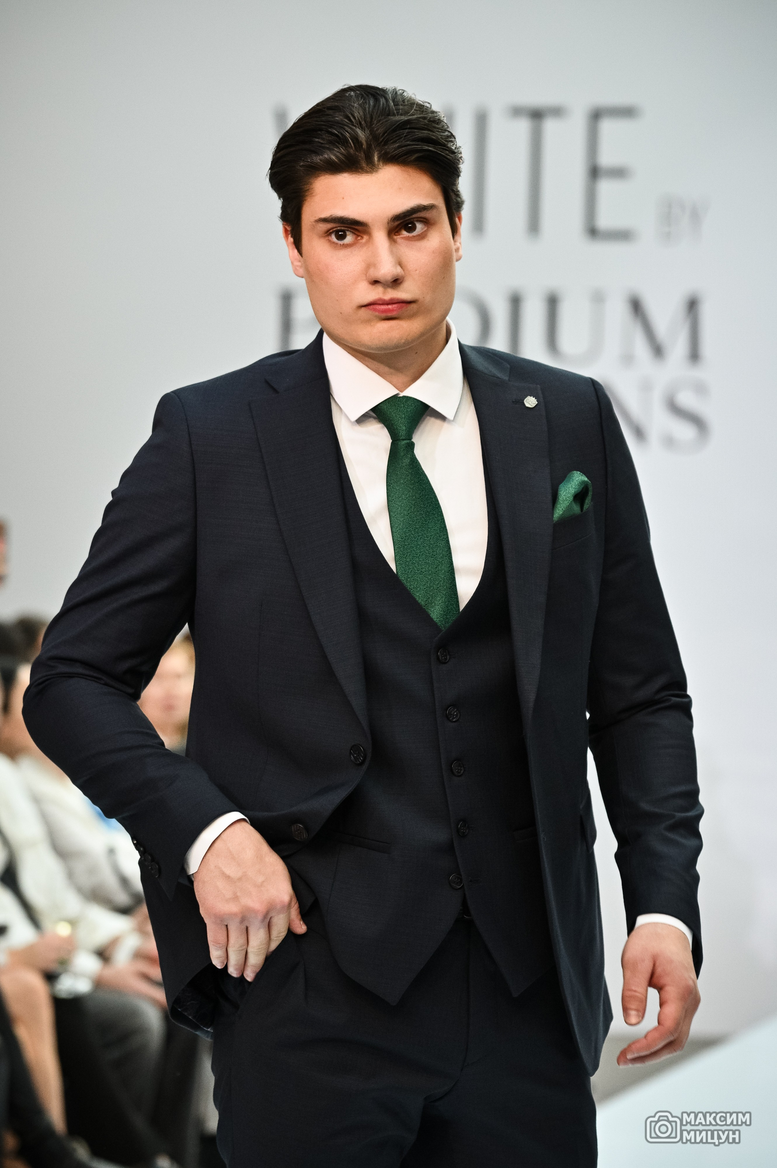 Модные показы. Фотограф Максим Мицун. Портрет, свадьба, репортаж, каталог