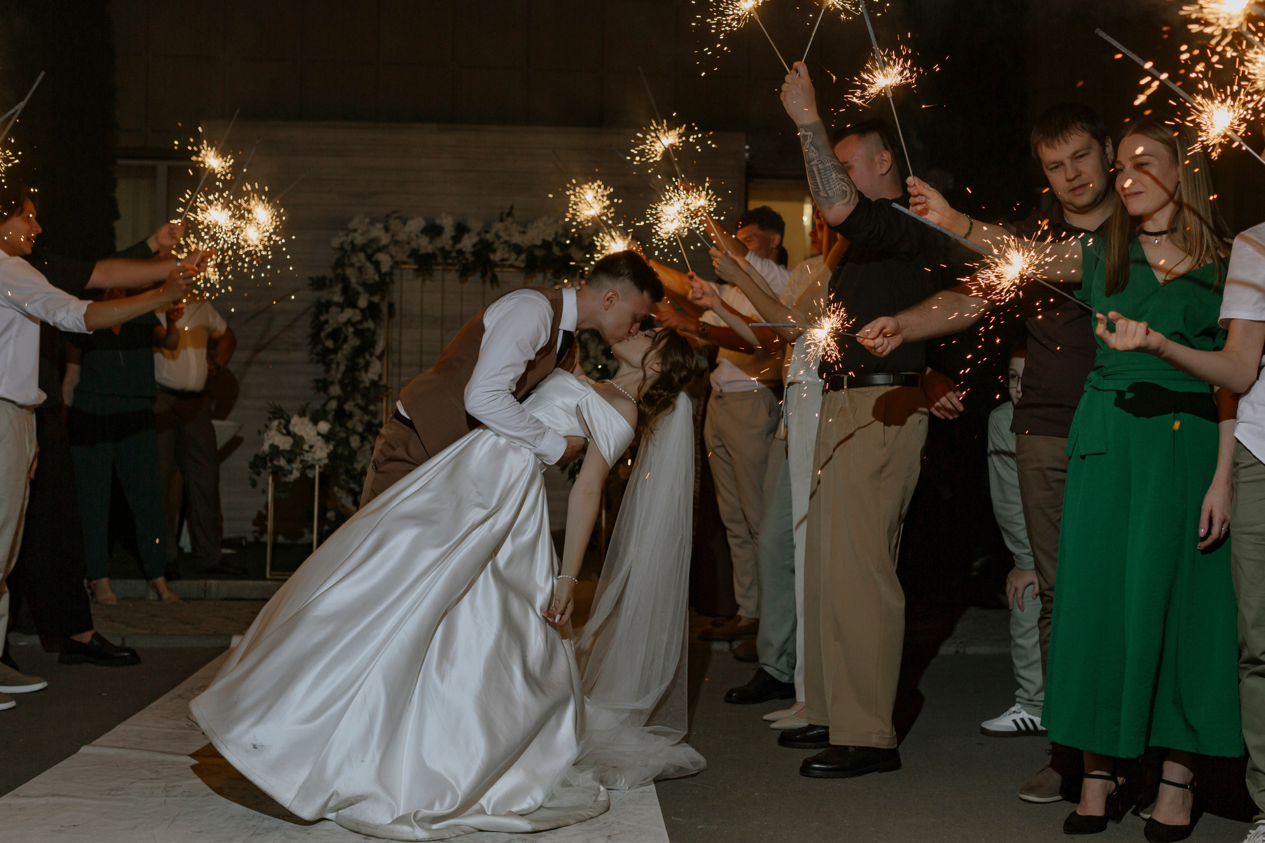 СВАДЕБНЫЕ ЭФФЕКТЫ «ФЕНИКС»