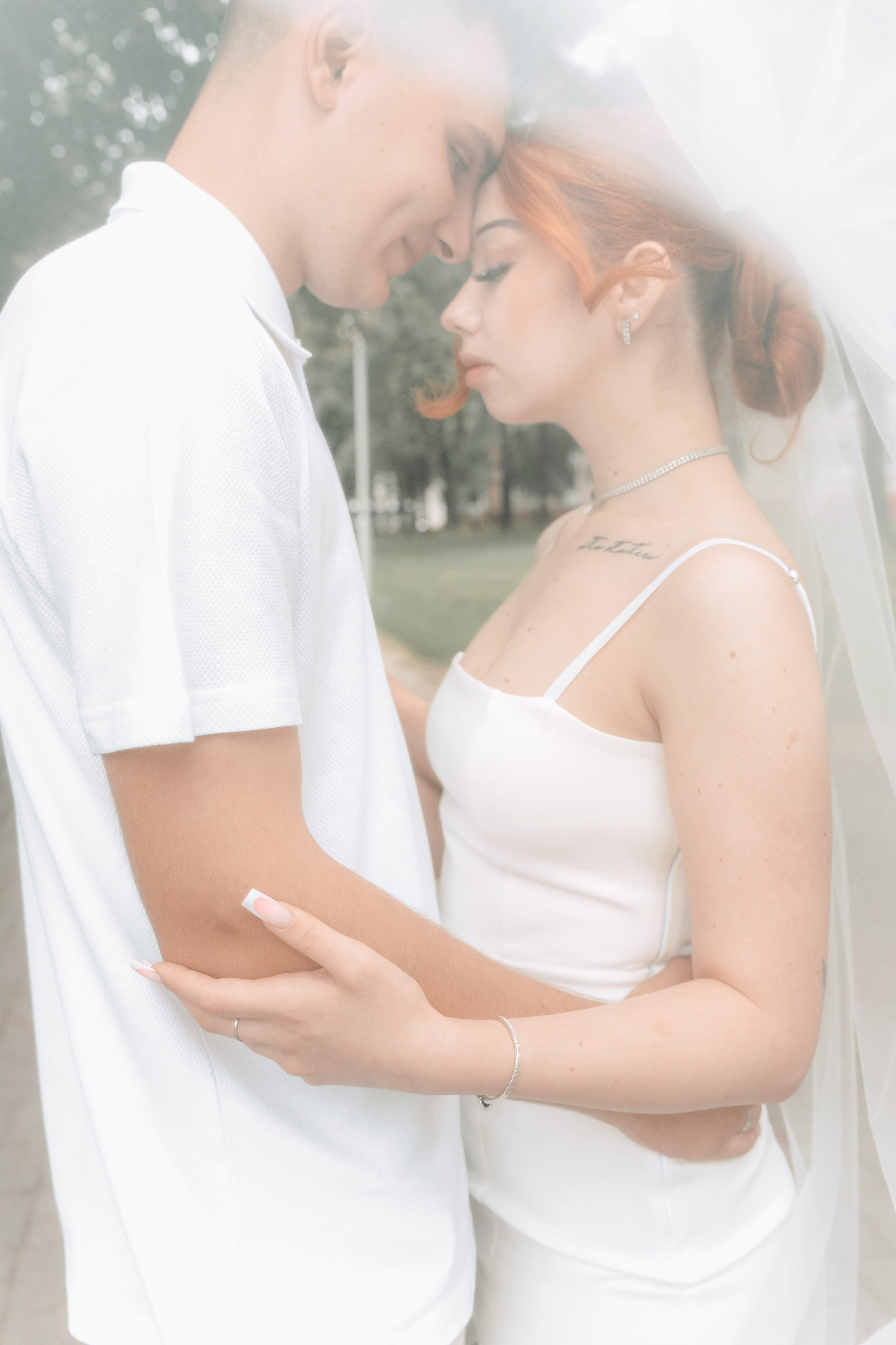 Любовь в каждом штрихе: роспись и свадебная прогулка. Ваш семейный фотограф в Минске — Вика Трегубова