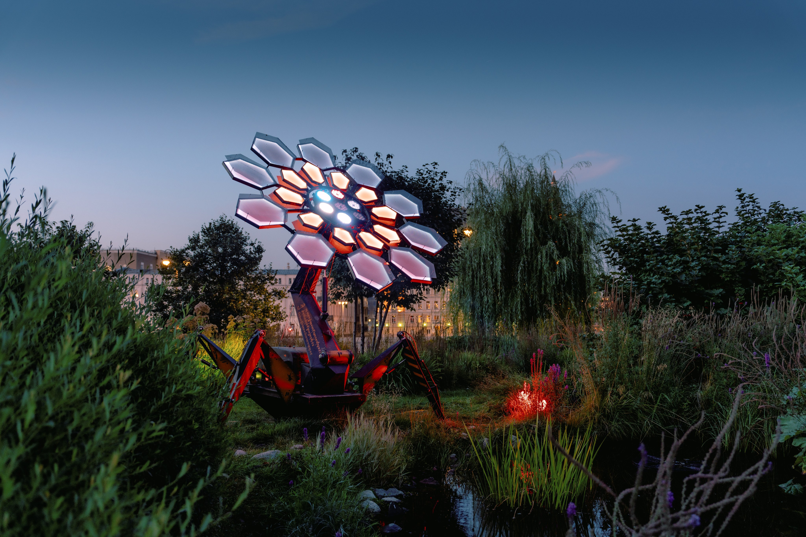 PANTERRA, Cyber Flower. @tomrus: Рустам Шагиморданов — фотограф