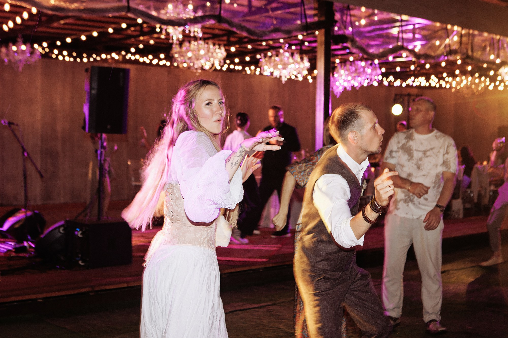 Костя и Даша 1.08.25. Свадебный фотограф Владивосток Алина Гевондова