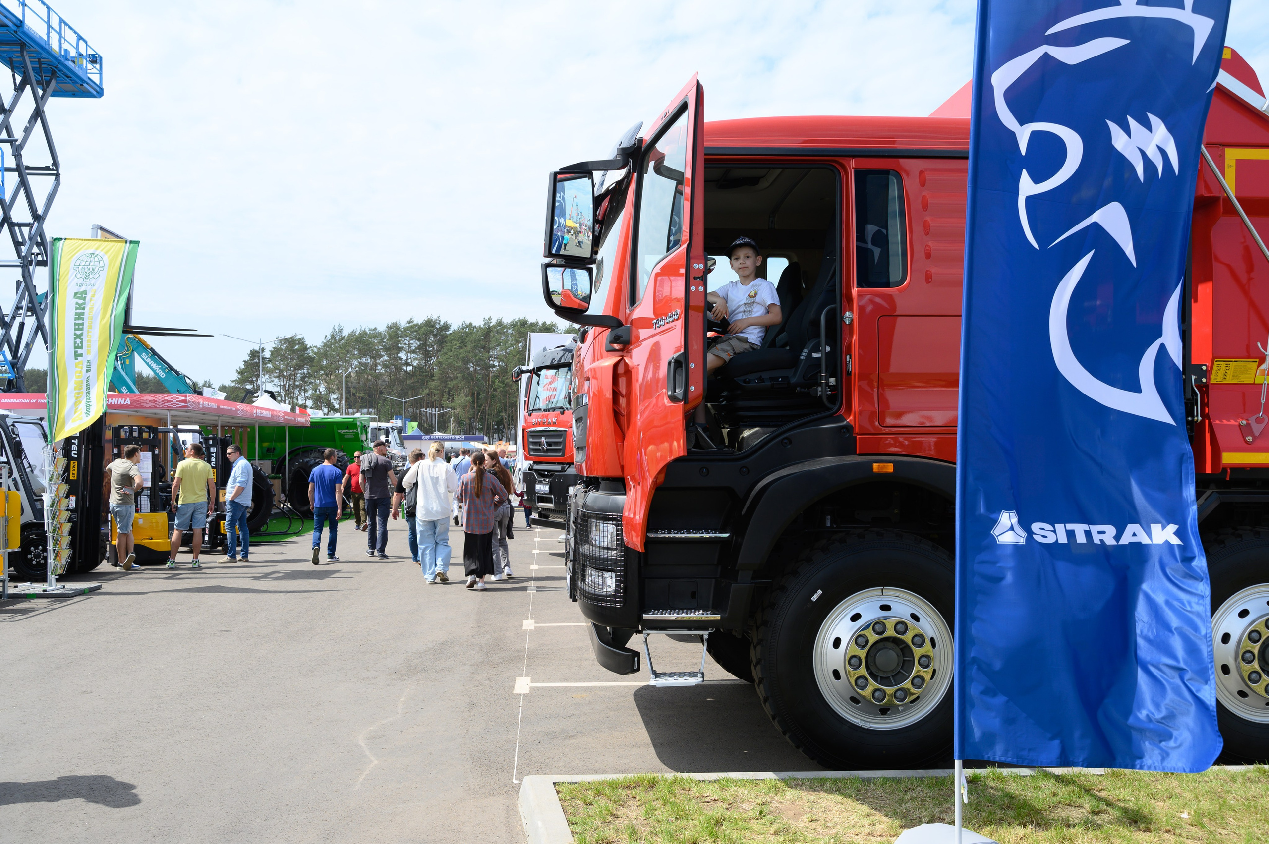 Агровыставка. Фотоуслуги, услуги фотографа, фотографирование важных событий