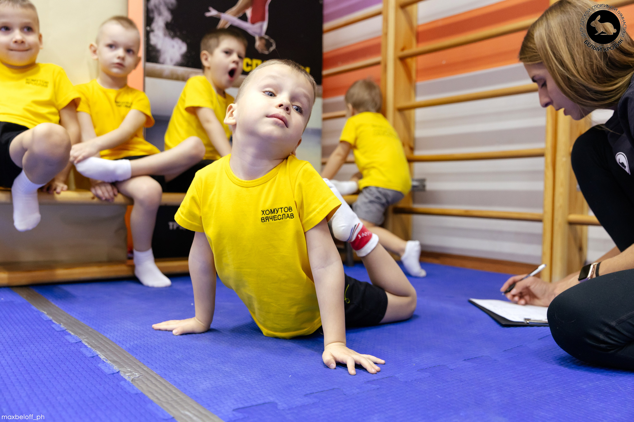 Белый кролик. Соревнования. Семейный фотограф — Макс Белогрудов
