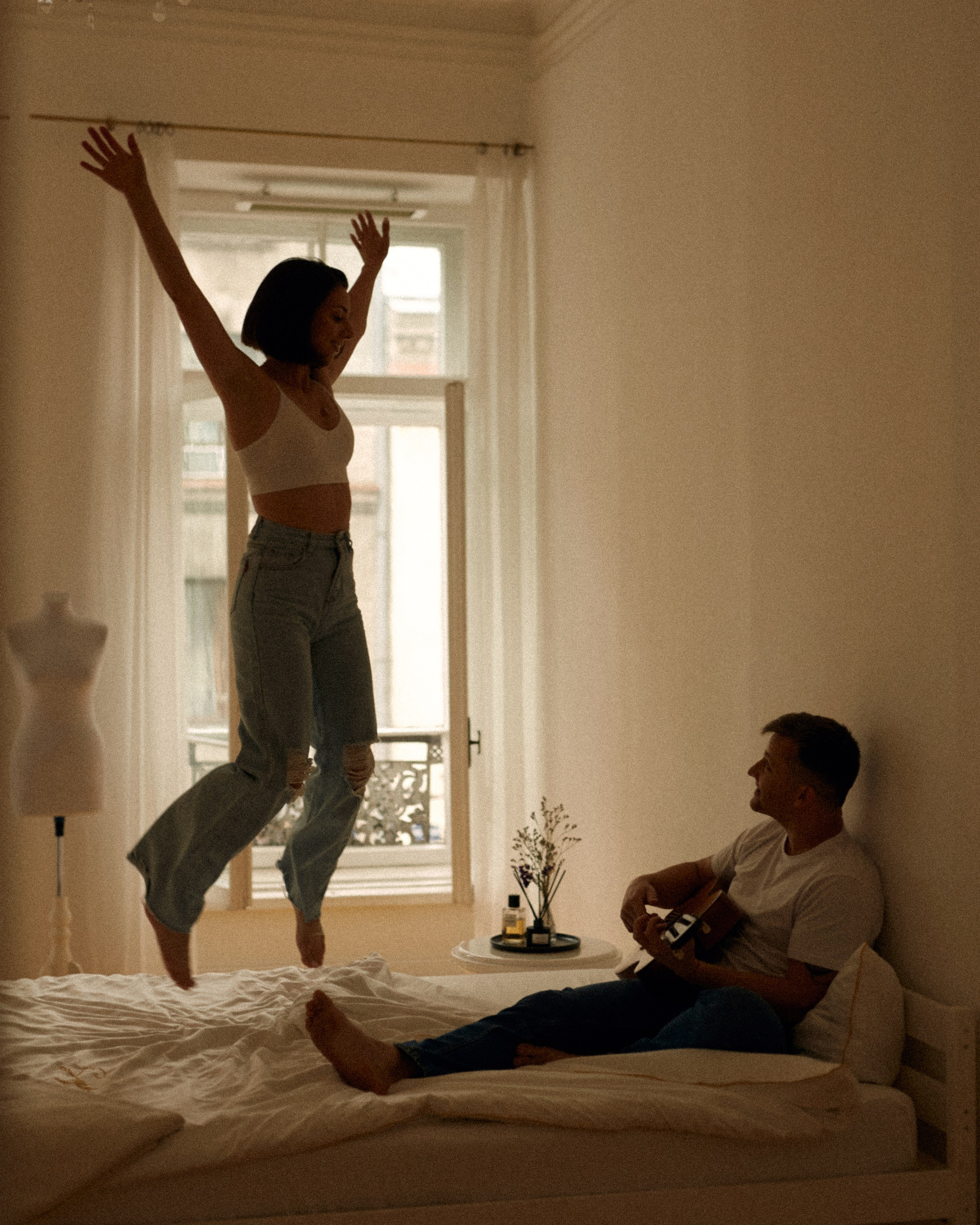 Мы сегодня дома