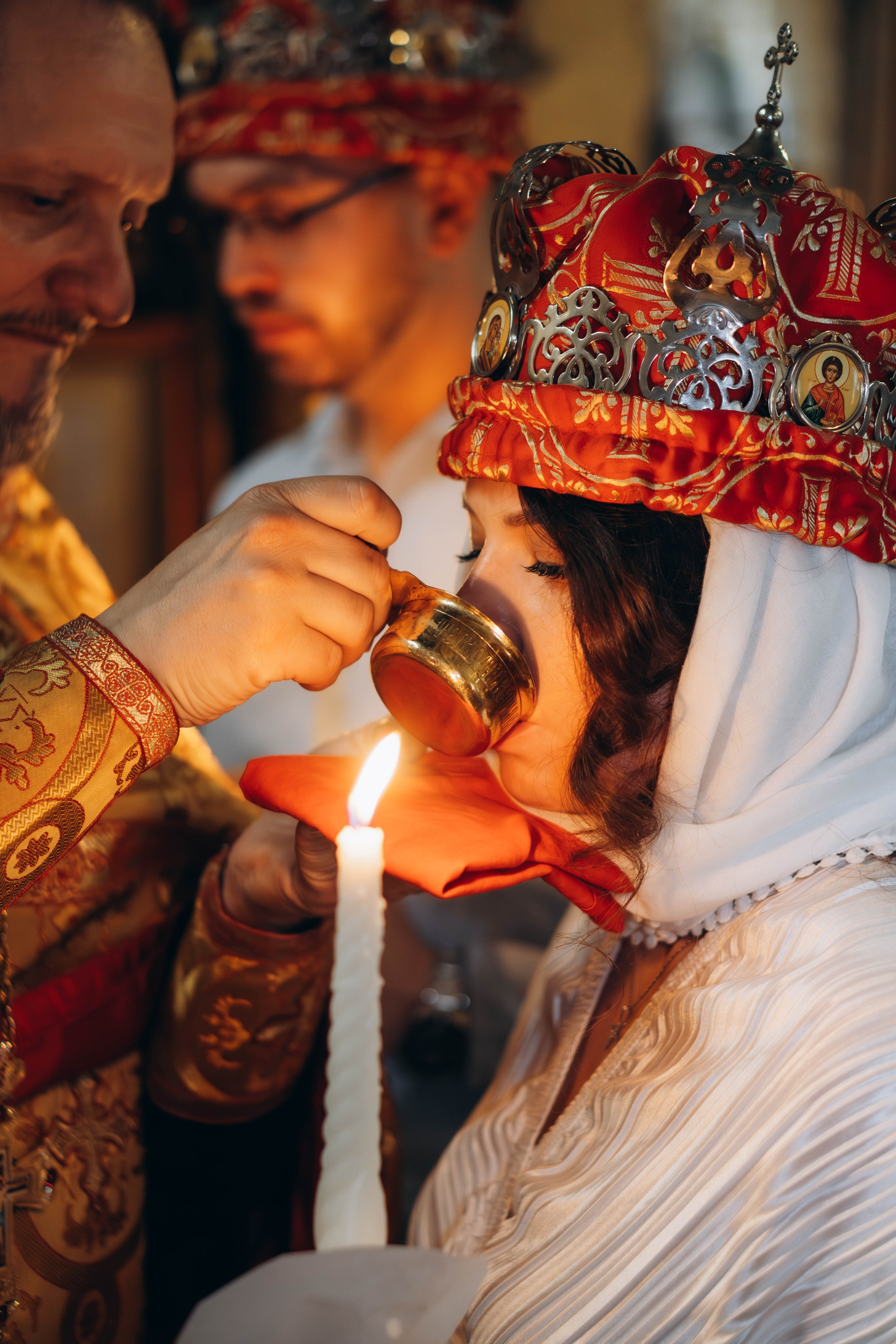 Венчание Алексея и Яны Церковь Рождества Христова. Фотограф Москва Валерия Веденина
