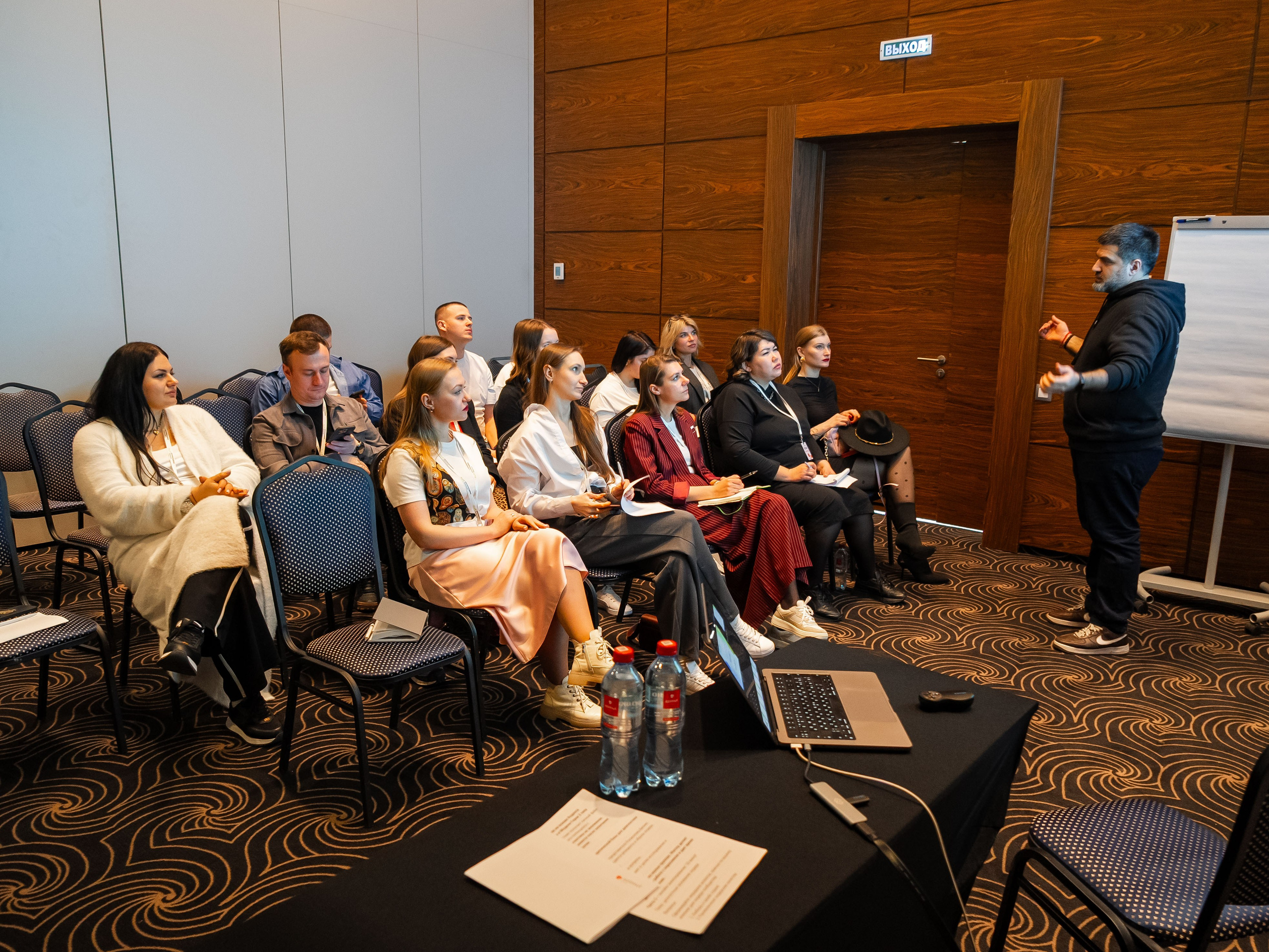 РОСМОЛОДЁЖ — ФЛФГМАНСКАЯ ВСТРЕЧА МОЛОДЫХ ПРЕДПРИНИМАТЕЛЕЙ. Фотограф Москва