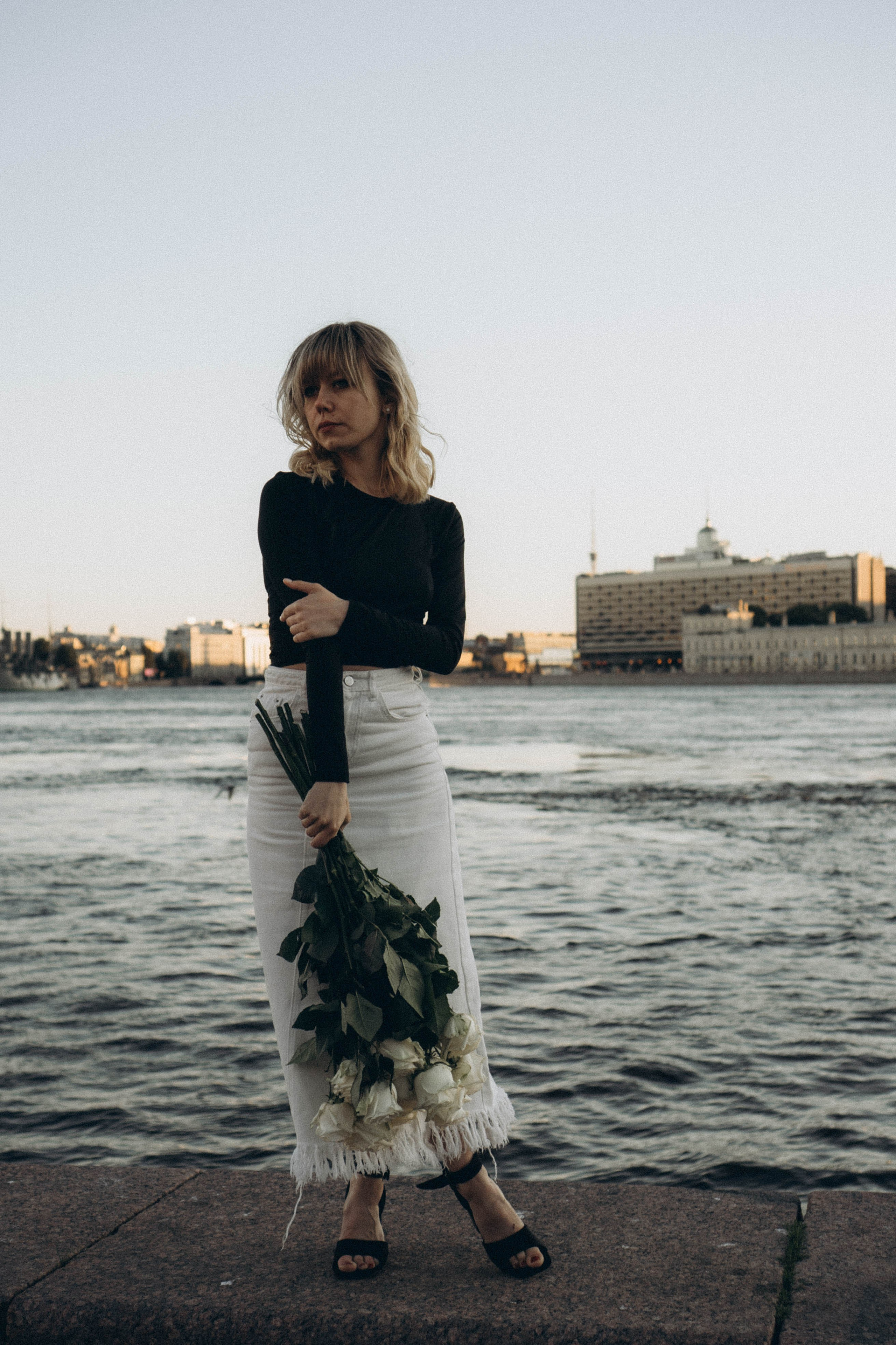 ПРОГУЛКА ПО ГОРОДУ В БЕЛЫЕ НОЧИ (другой вариант). Профессиональный фотограф, Санкт-Петербург — Виктория Богомолова