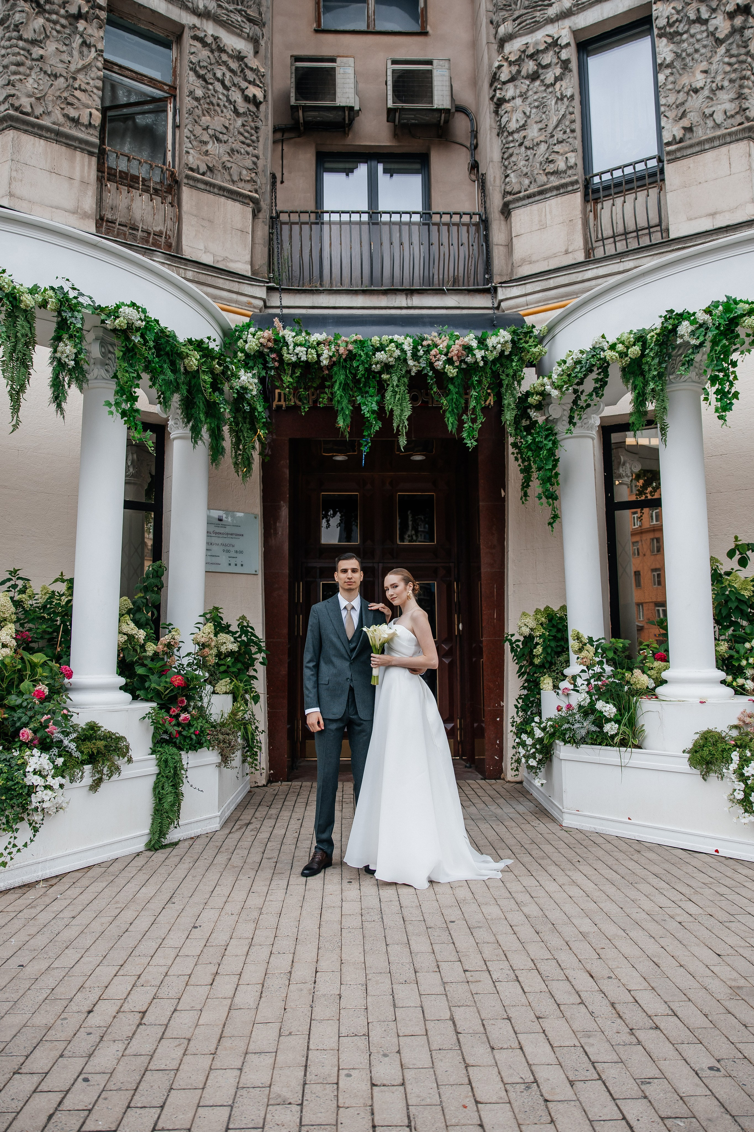 Фотограф на свадьбу для двоих. Фотограф, видеограф на свадьбу в Москве Никита Назаров