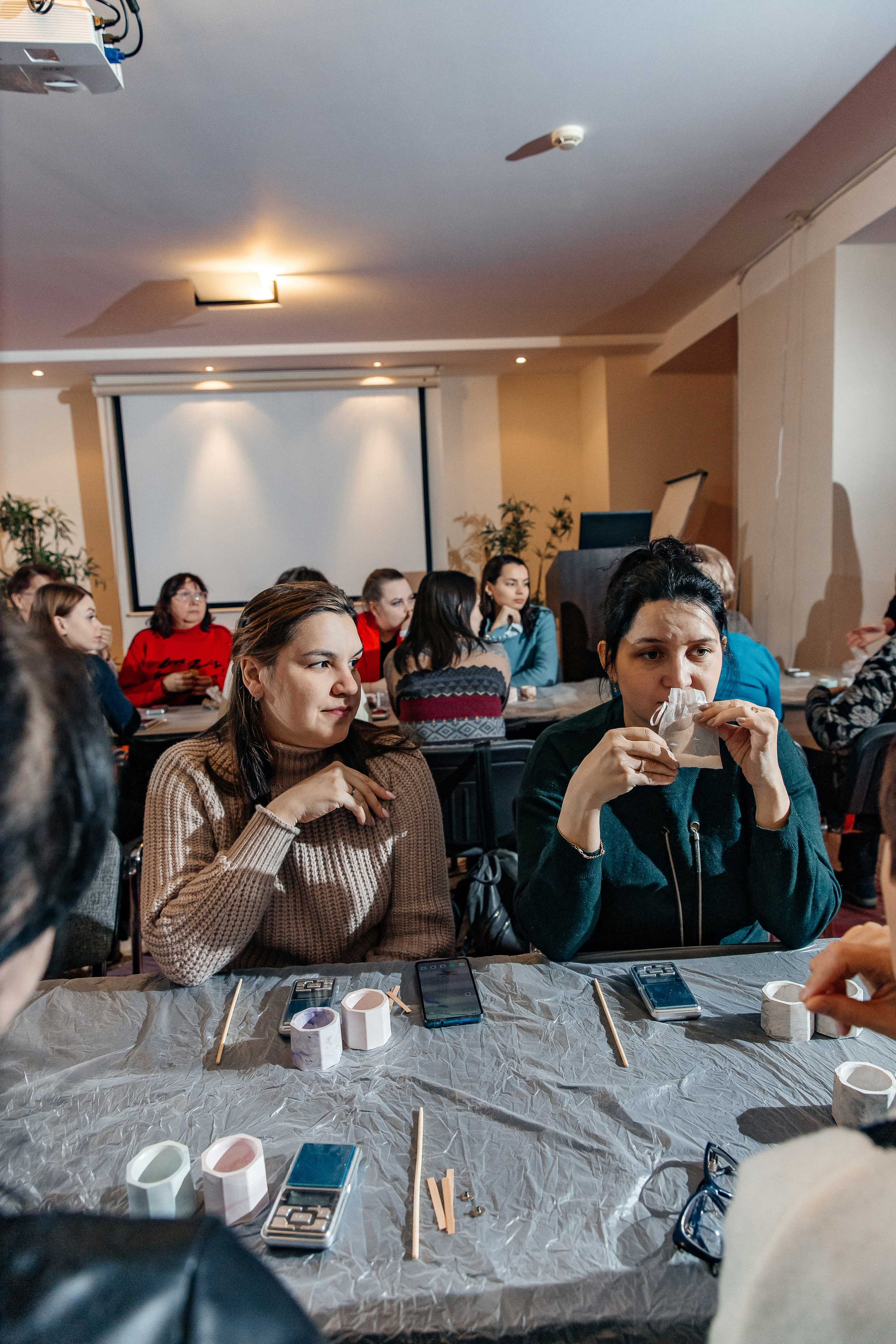 Выездной мастер-класс для компании Krevel Moyzelbah — AROMALAGE