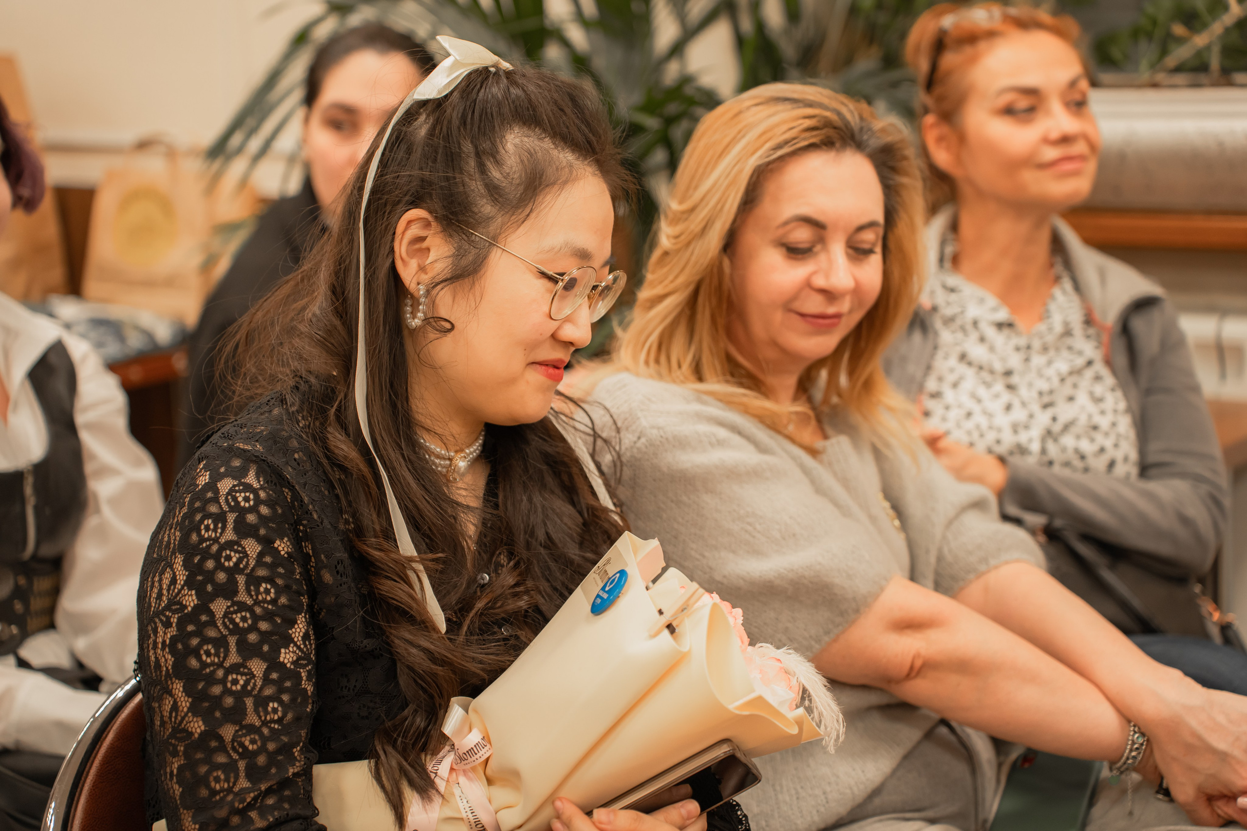Презентация книги «Человек за бортом», автор София Цой. Репортажный фотограф Анастасия Рубцова
