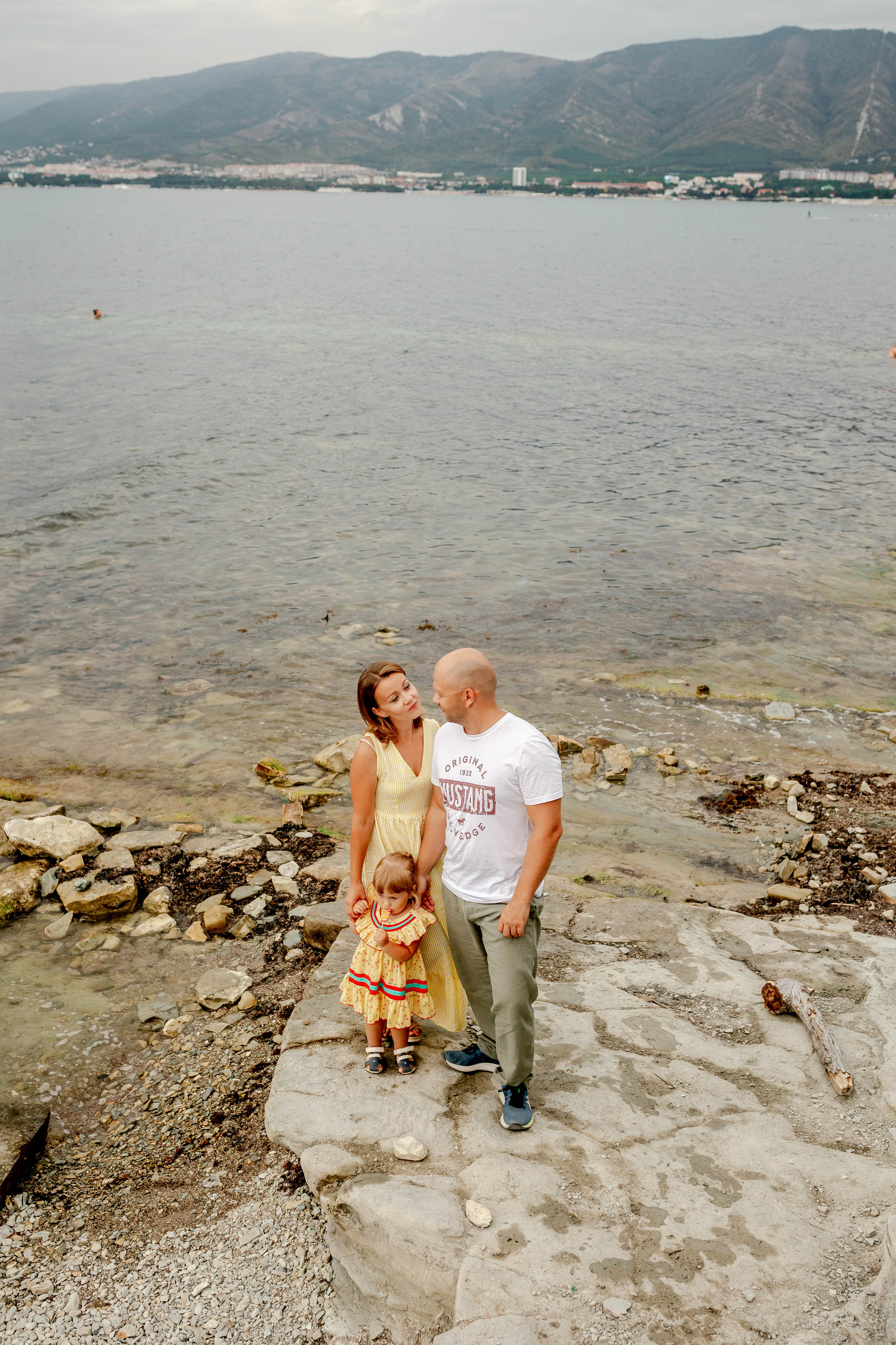 Svetlana, Alexey & Lera. Wedding and family photographer in Gelendzhik Victoria Balashova