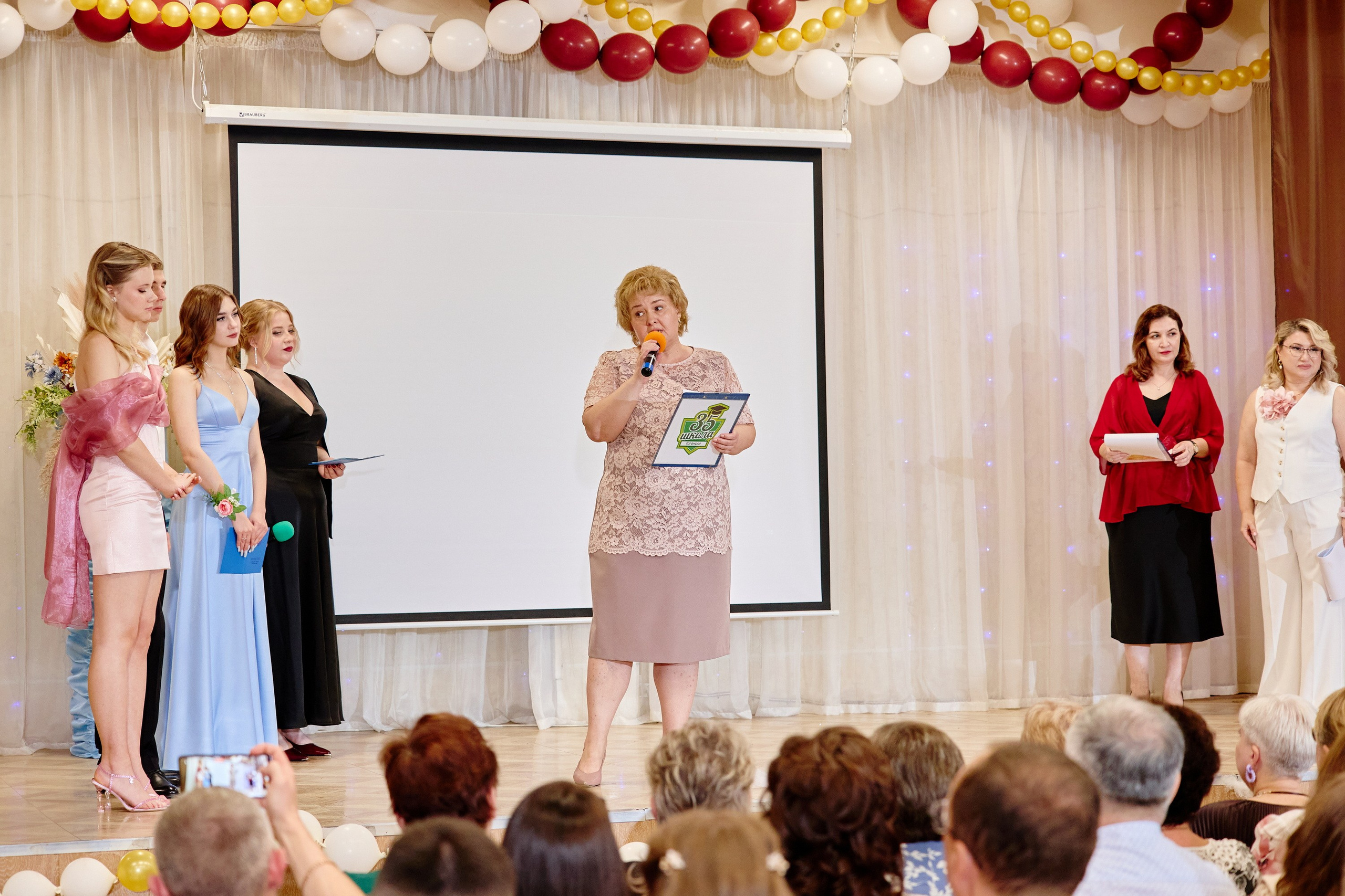 Выпускной 35 Сош. Фотограф Выпускные альбомы Таганрог Сергей Коробченко